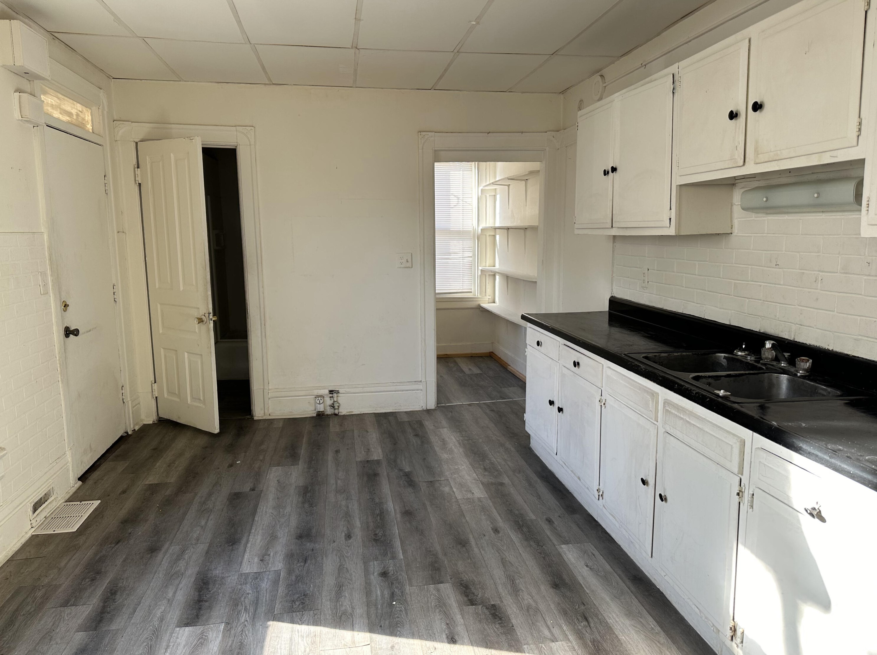 820 College Ave, Racine WI  53403-1417 exterior