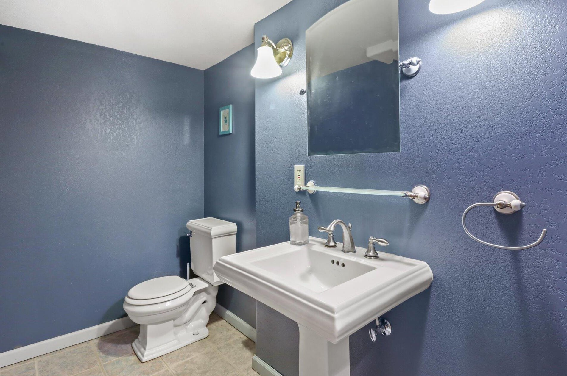 7721 28 Ave, Kenosha WI 53143-5620 exterior