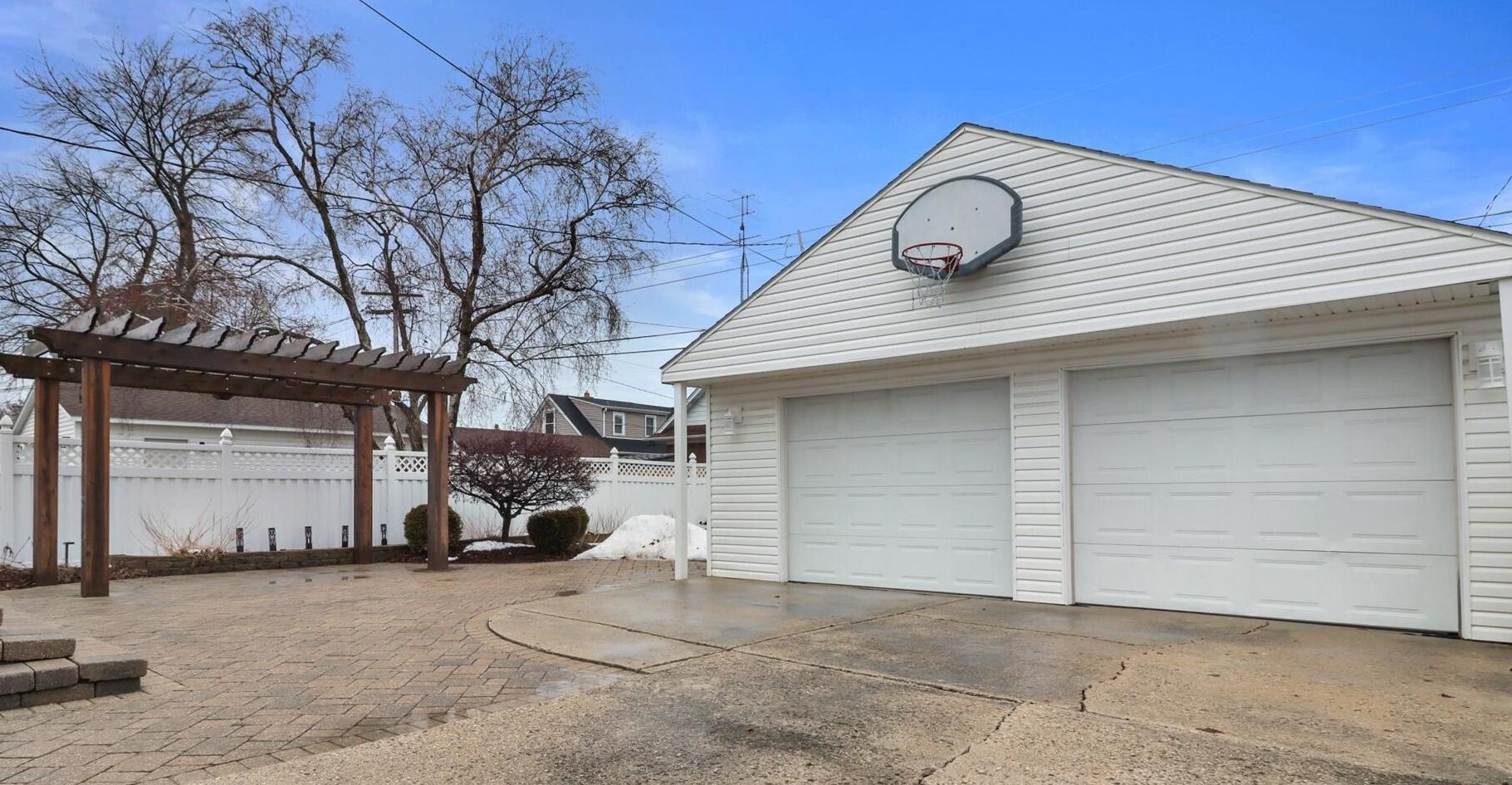 7721 28 Ave, Kenosha WI 53143-5620 exterior