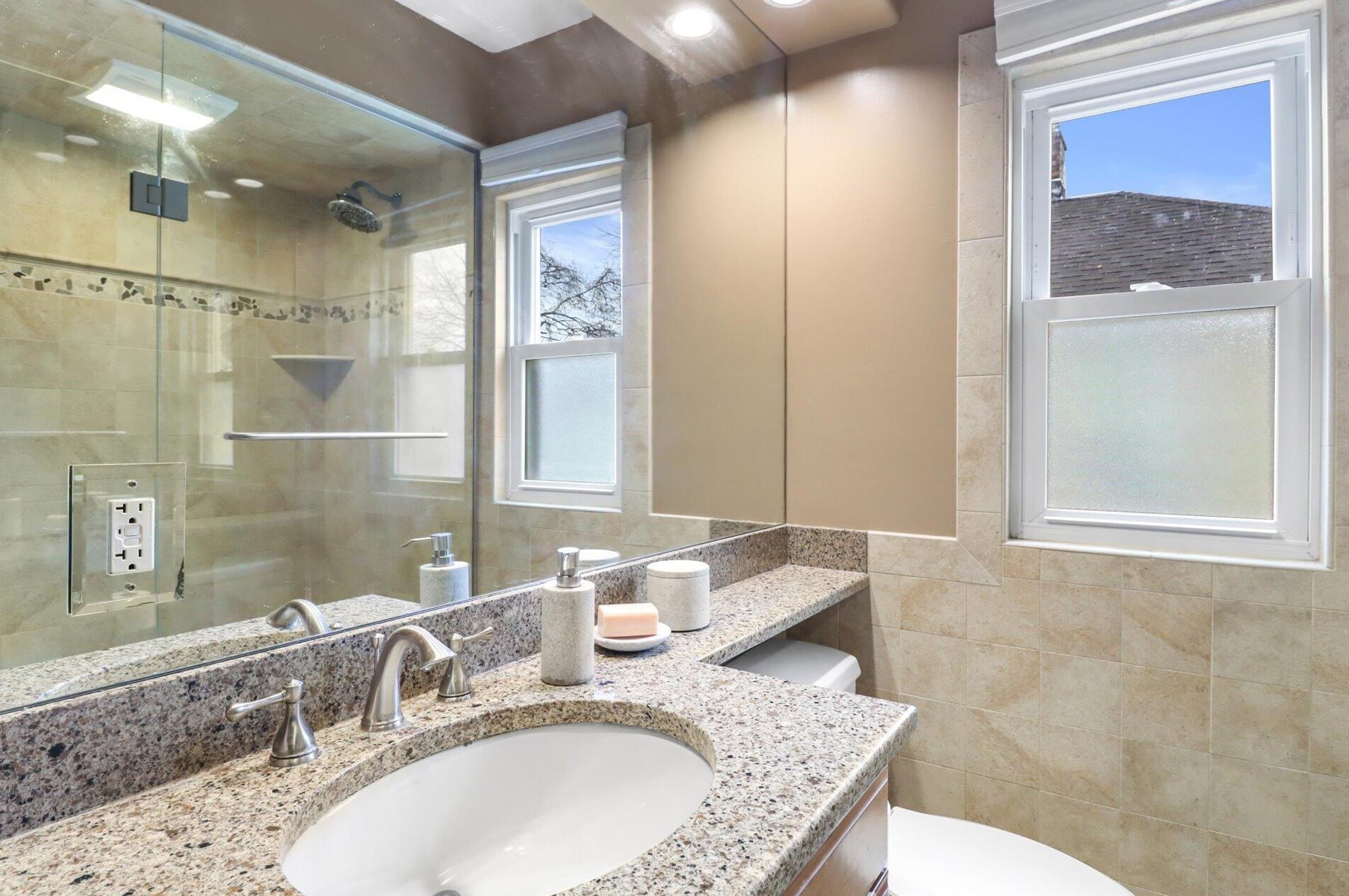 7721 28 Ave, Kenosha WI 53143-5620 exterior