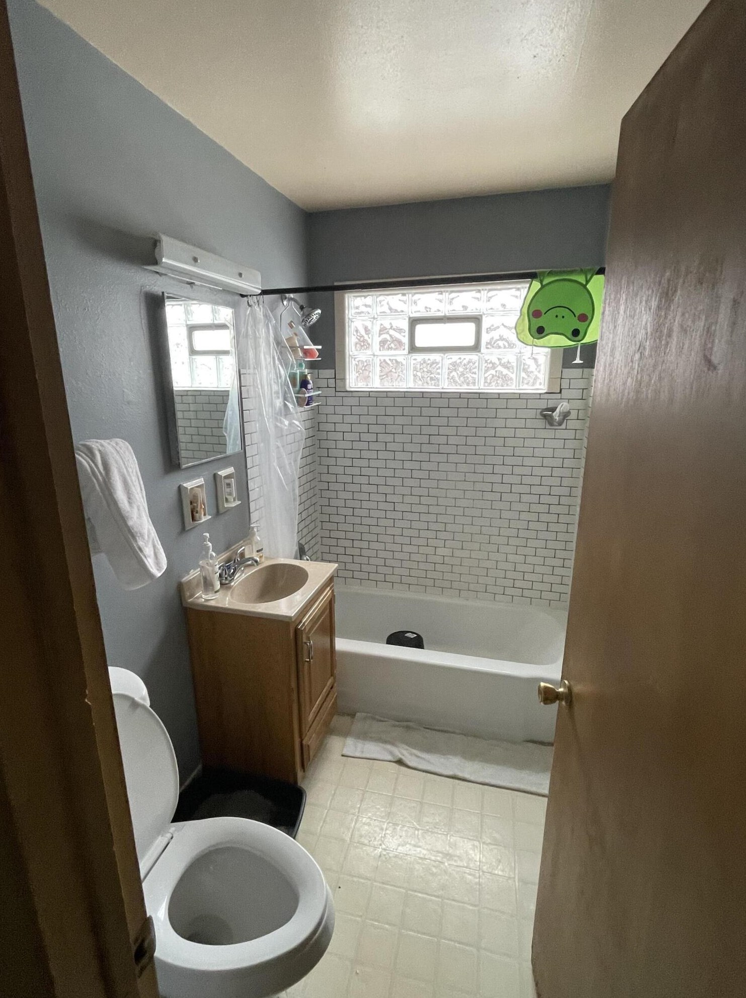 3339 60, Milwaukee WI 53219-4340 exterior