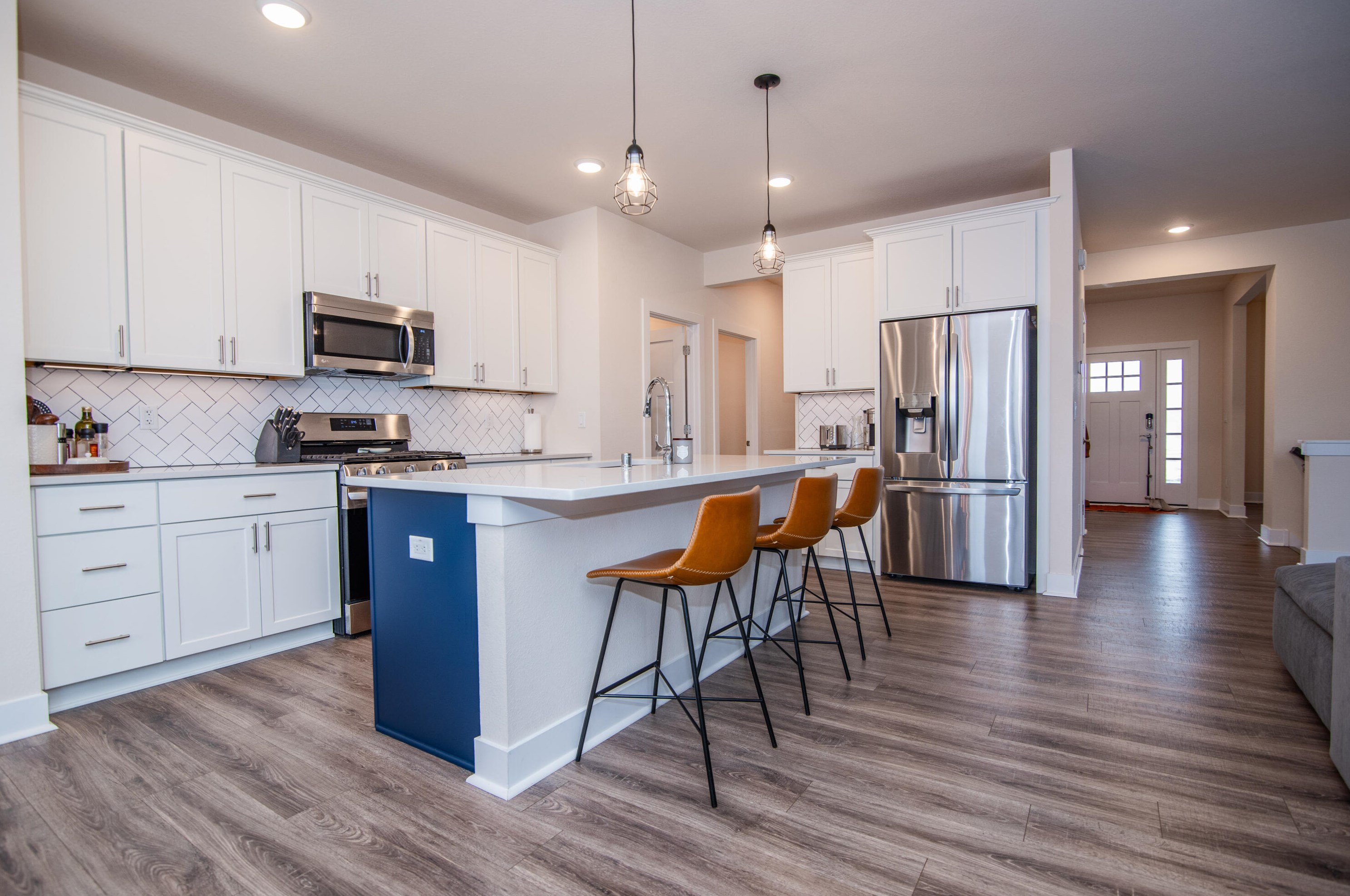 681 Spur Rd, Slinger WI  53086-9293 exterior