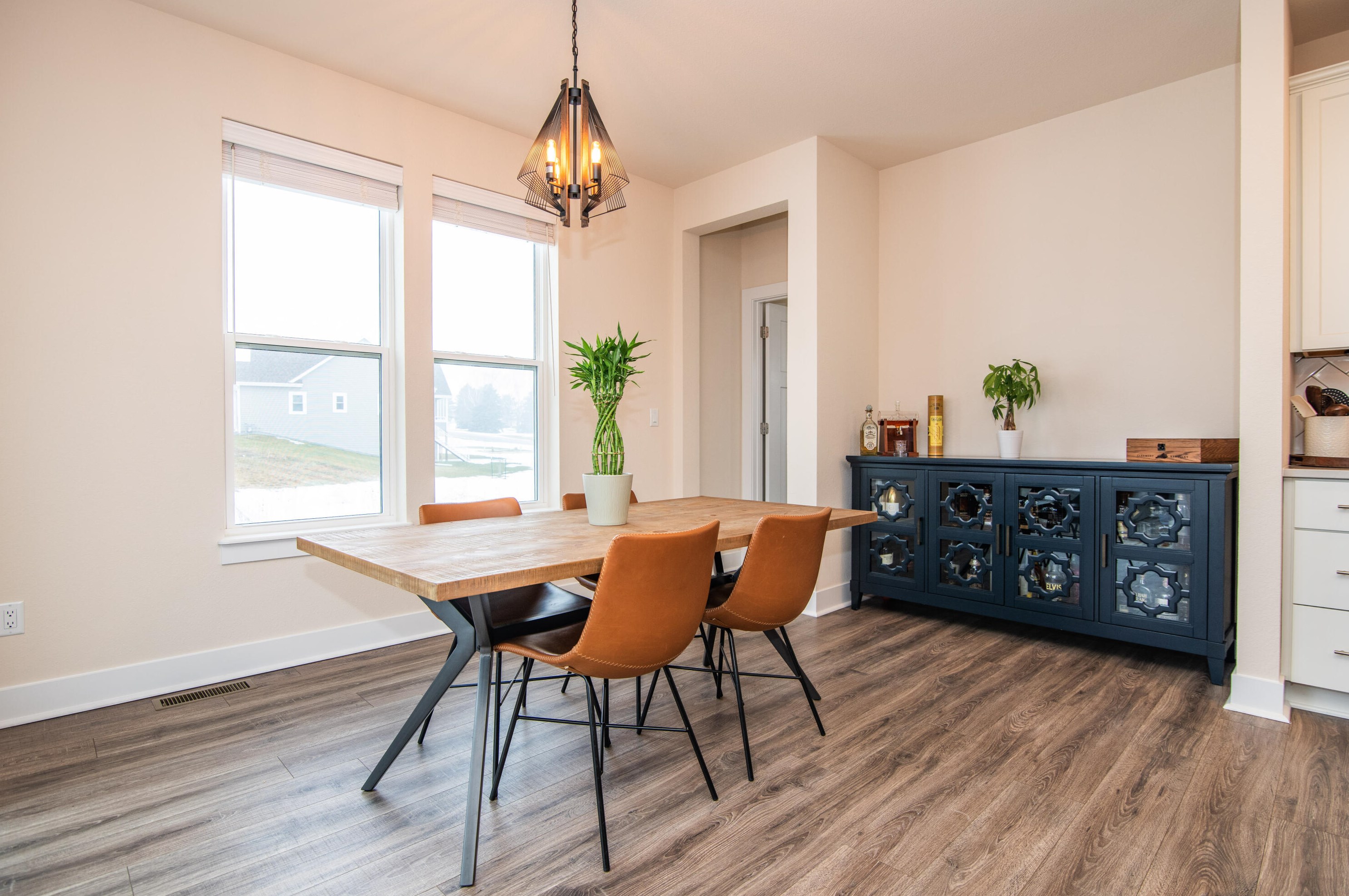 681 Spur Rd, Slinger WI  53086-9293 exterior