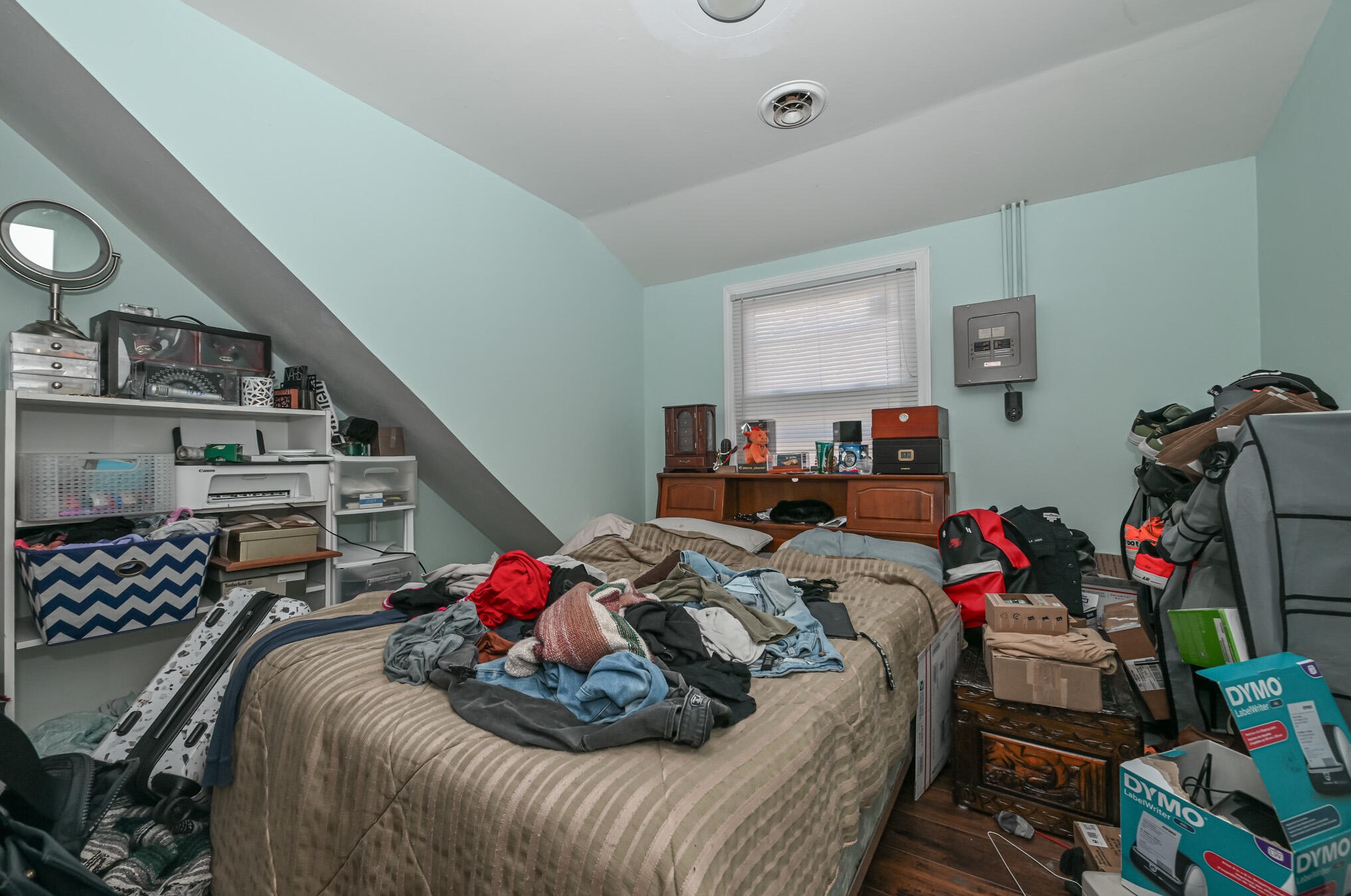 5700 Stack Dr, Milwaukee WI  53219-3138 exterior