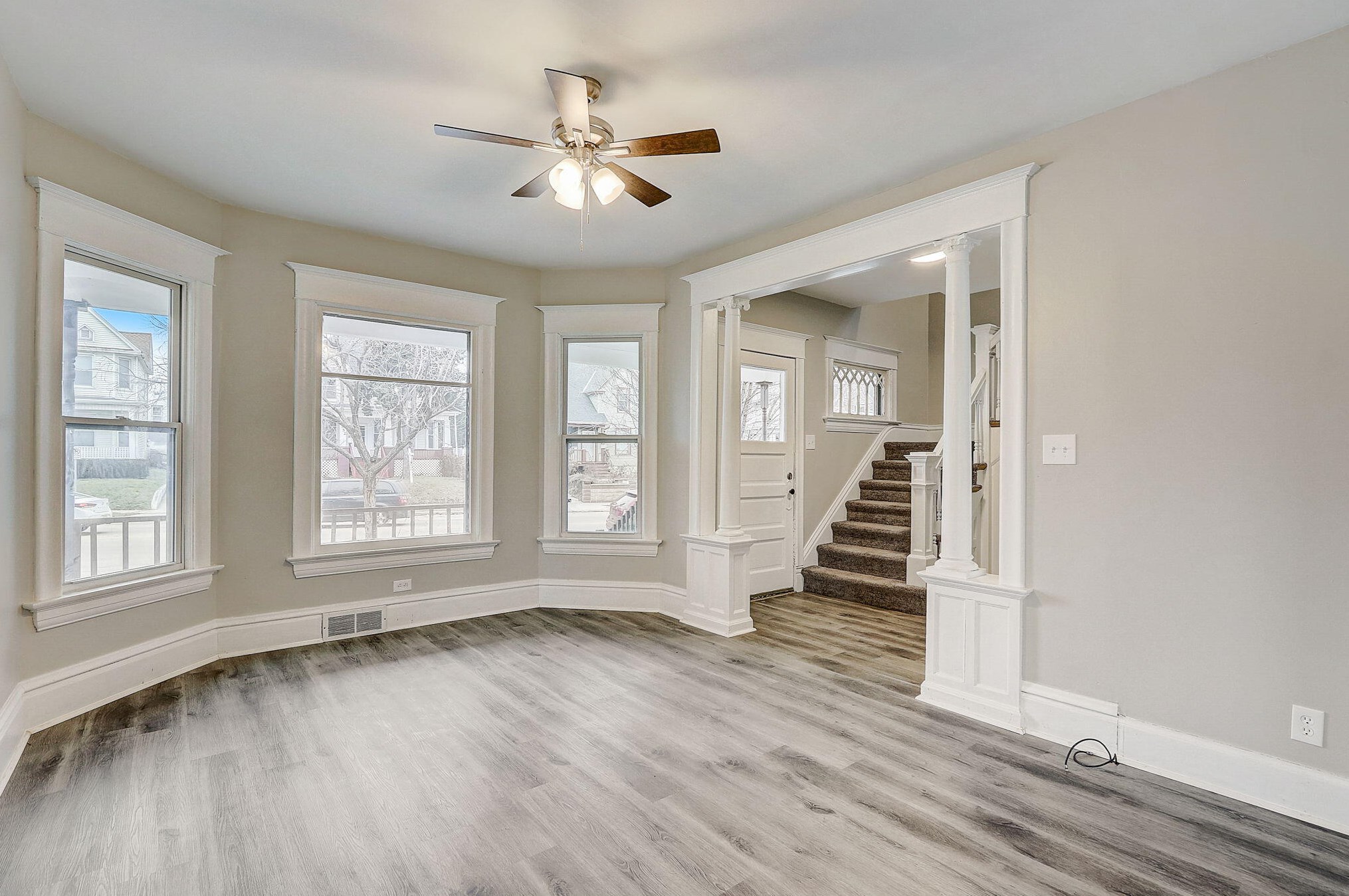 1553 Taylor Ave, Racine WI  53403-2172 exterior