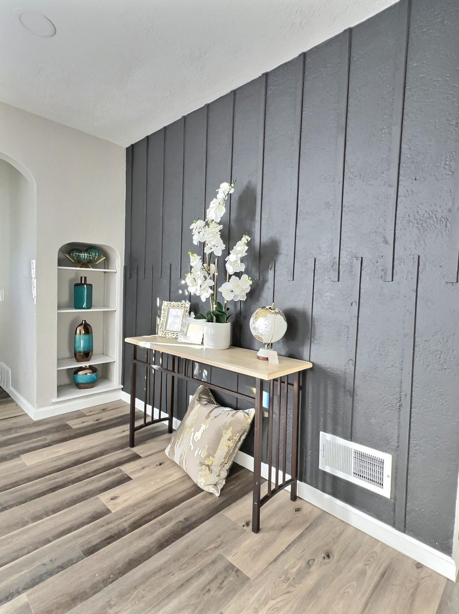 4304 75th St, Milwaukee WI  53216-1004 exterior