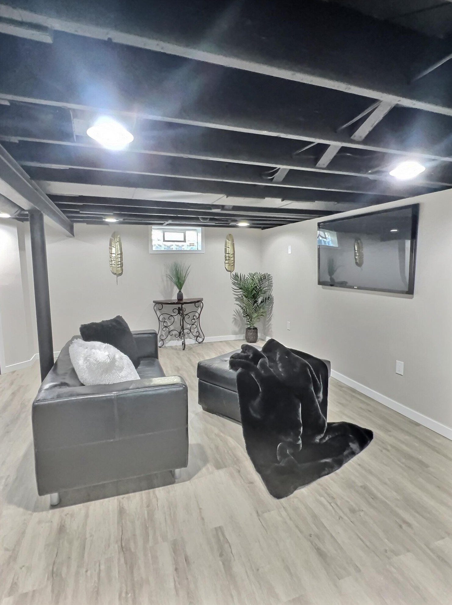 4304 75th St, Milwaukee WI  53216-1004 exterior