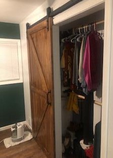 6801 Kinnickinnic Riv Pkwy, Milwaukee WI 53219-2931 exterior