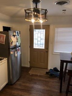 6801 Kinnickinnic Riv Pkwy, Milwaukee WI 53219-2931 exterior