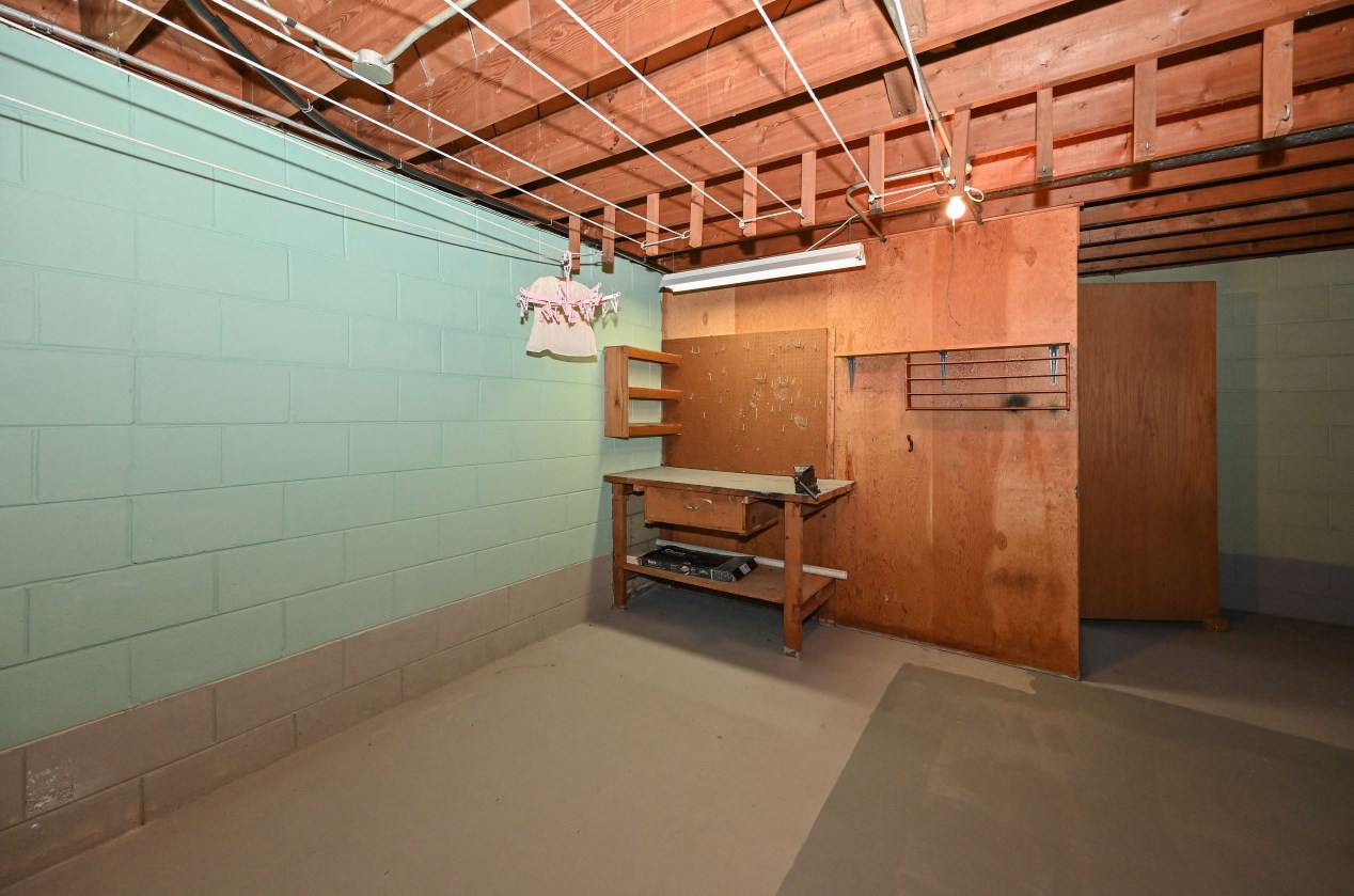 3708 101, Milwaukee WI 53222-2309 exterior