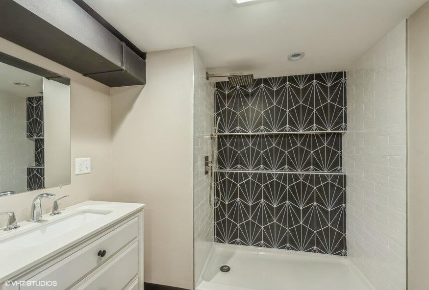 4187 22nd St, Milwaukee WI  53209-6735 exterior