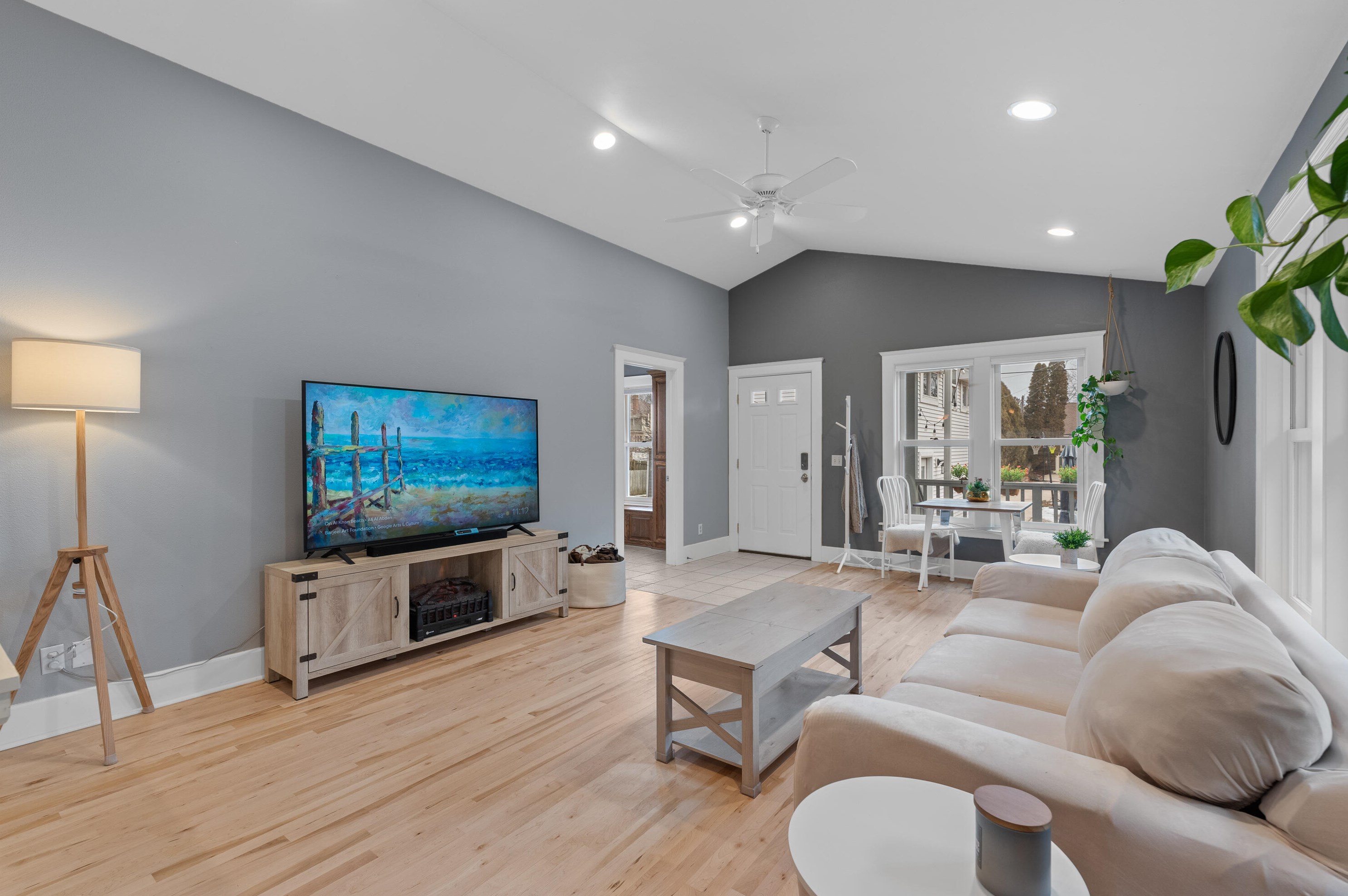 2013 7th St, Sheboygan WI  53081-2711 exterior