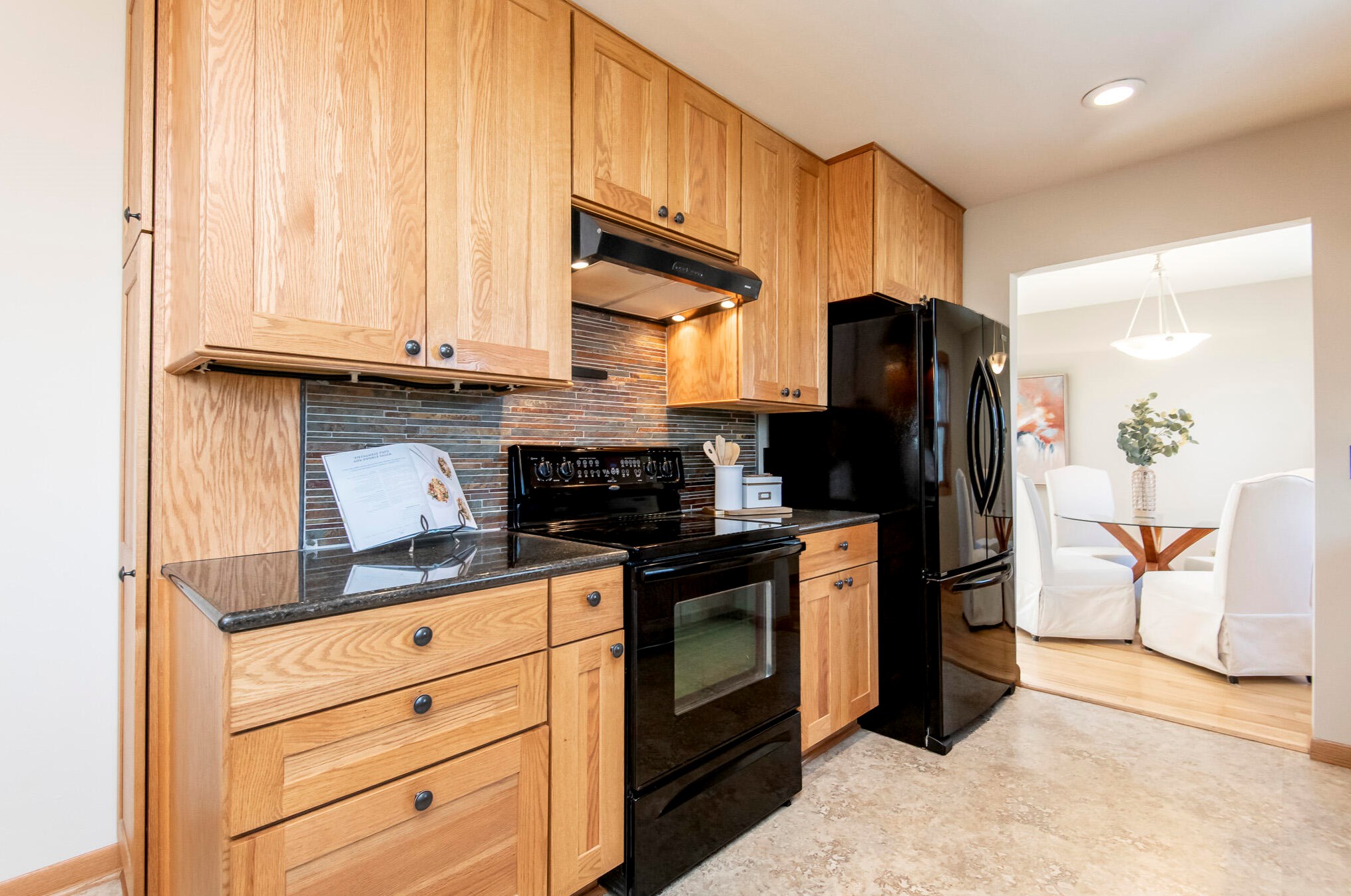 3220 Ventura Dr, Waukesha WI  53151-4269 exterior