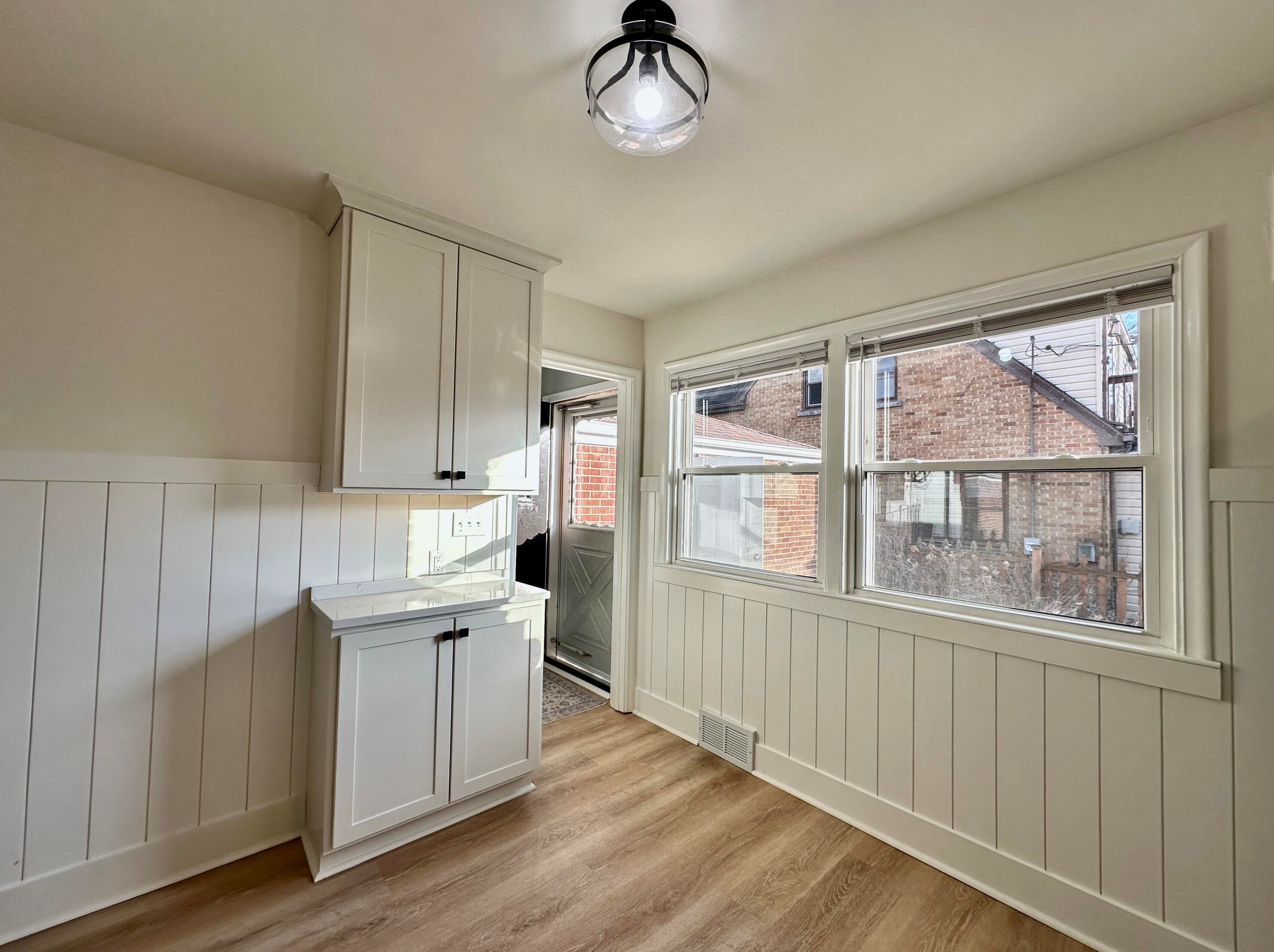 2737 85th St, Milwaukee WI  53222-4709 exterior