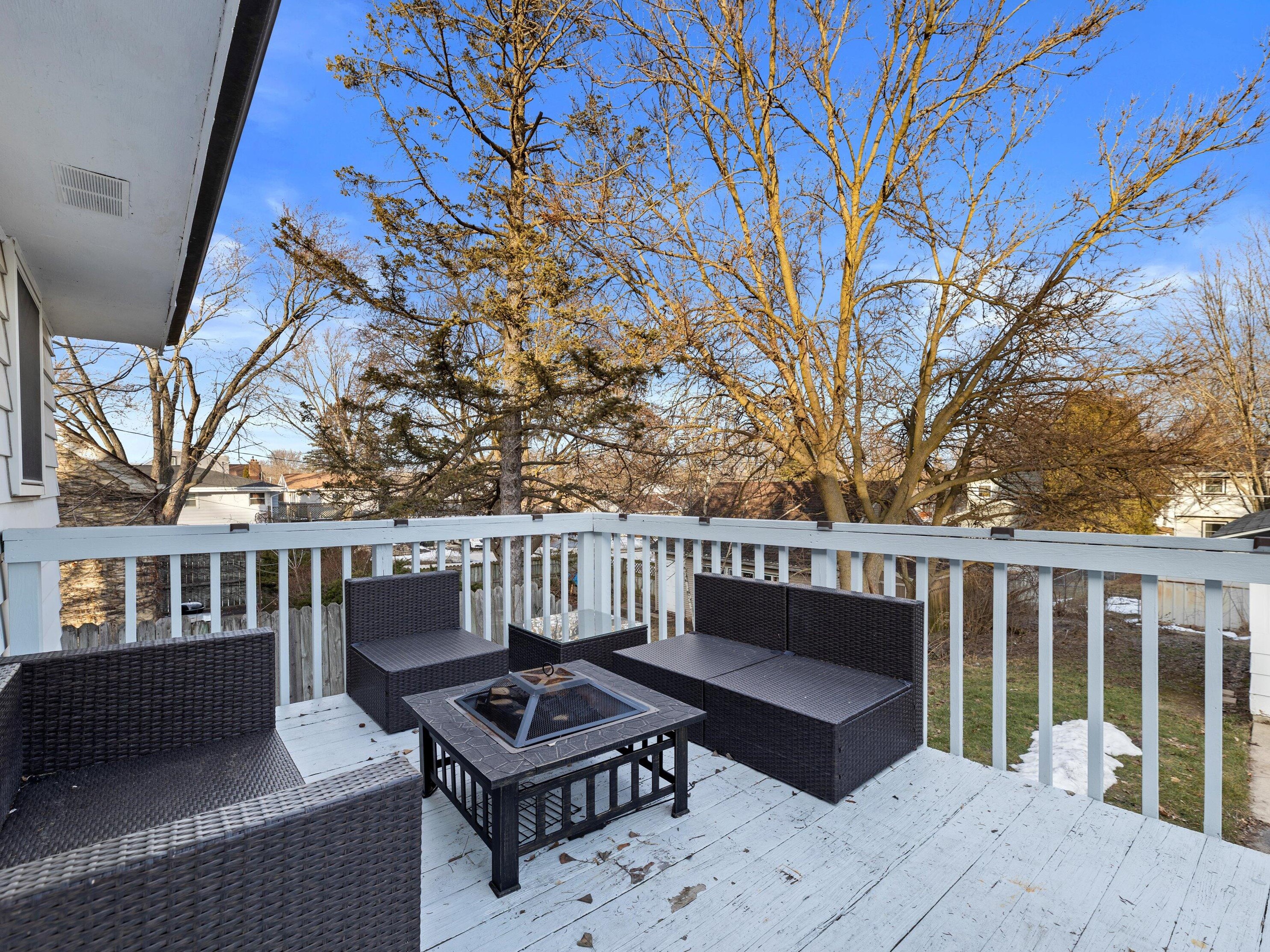 1110 124th St, Milwaukee WI  53226-3319 exterior