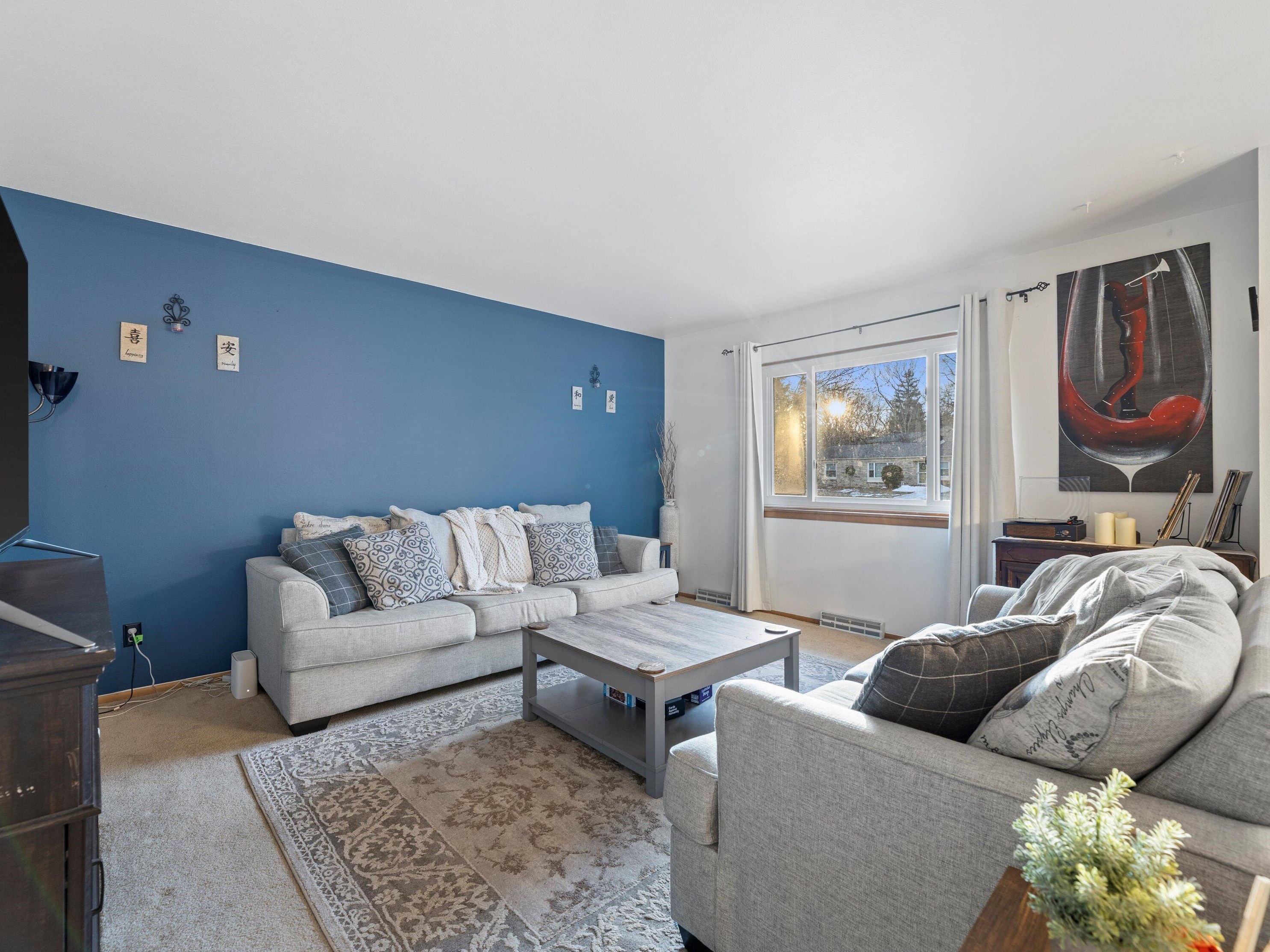 1110 124th St, Milwaukee WI  53226-3319 exterior