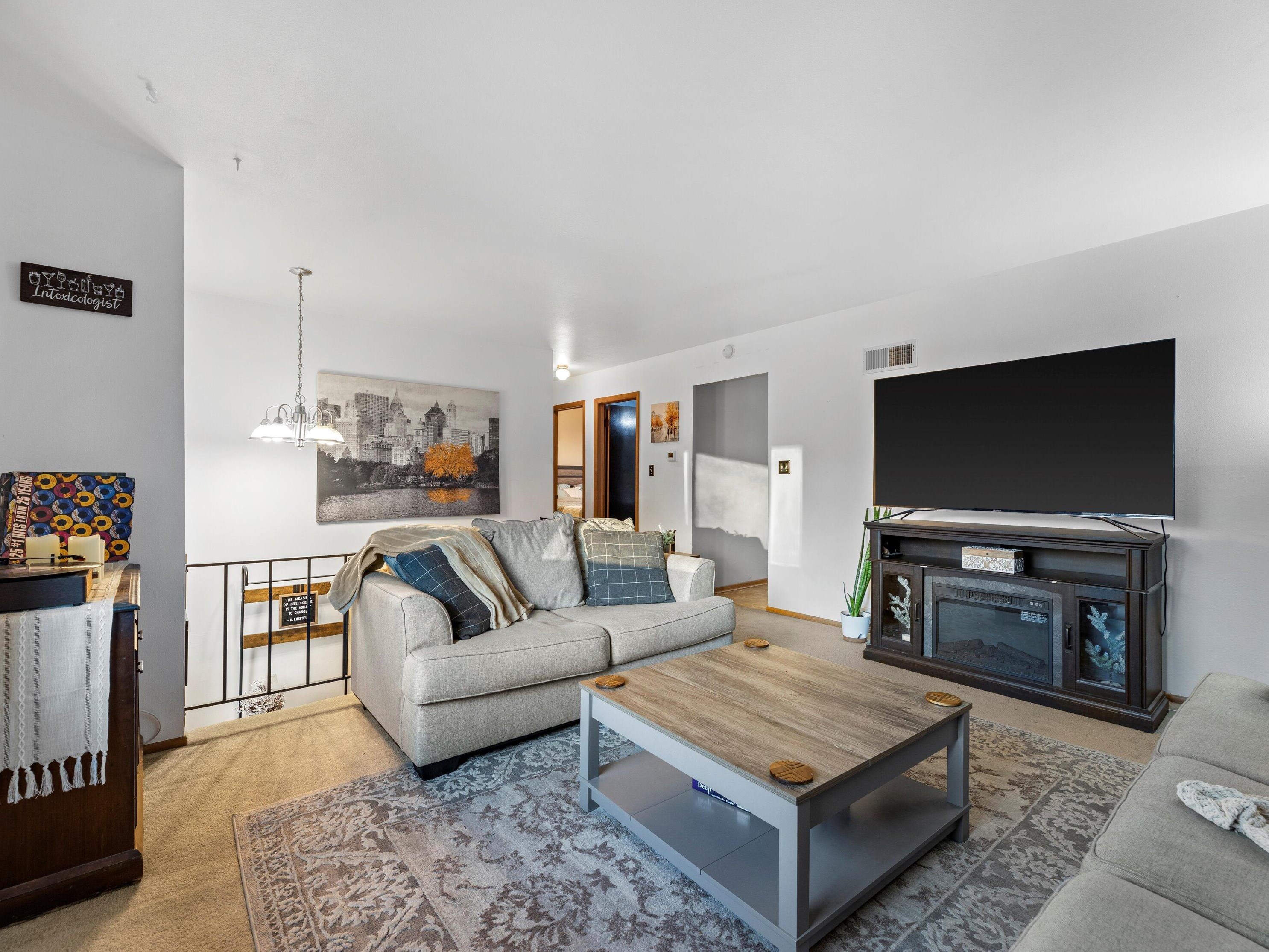 1110 124th St, Milwaukee WI  53226-3319 exterior