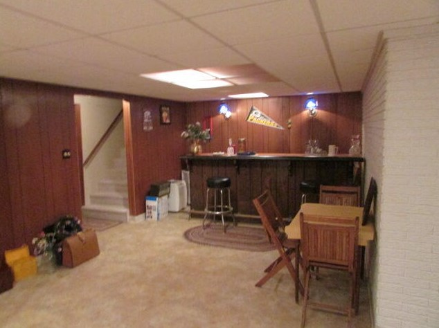 215 Reed Ave, Manitowoc WI  54220-2120 exterior