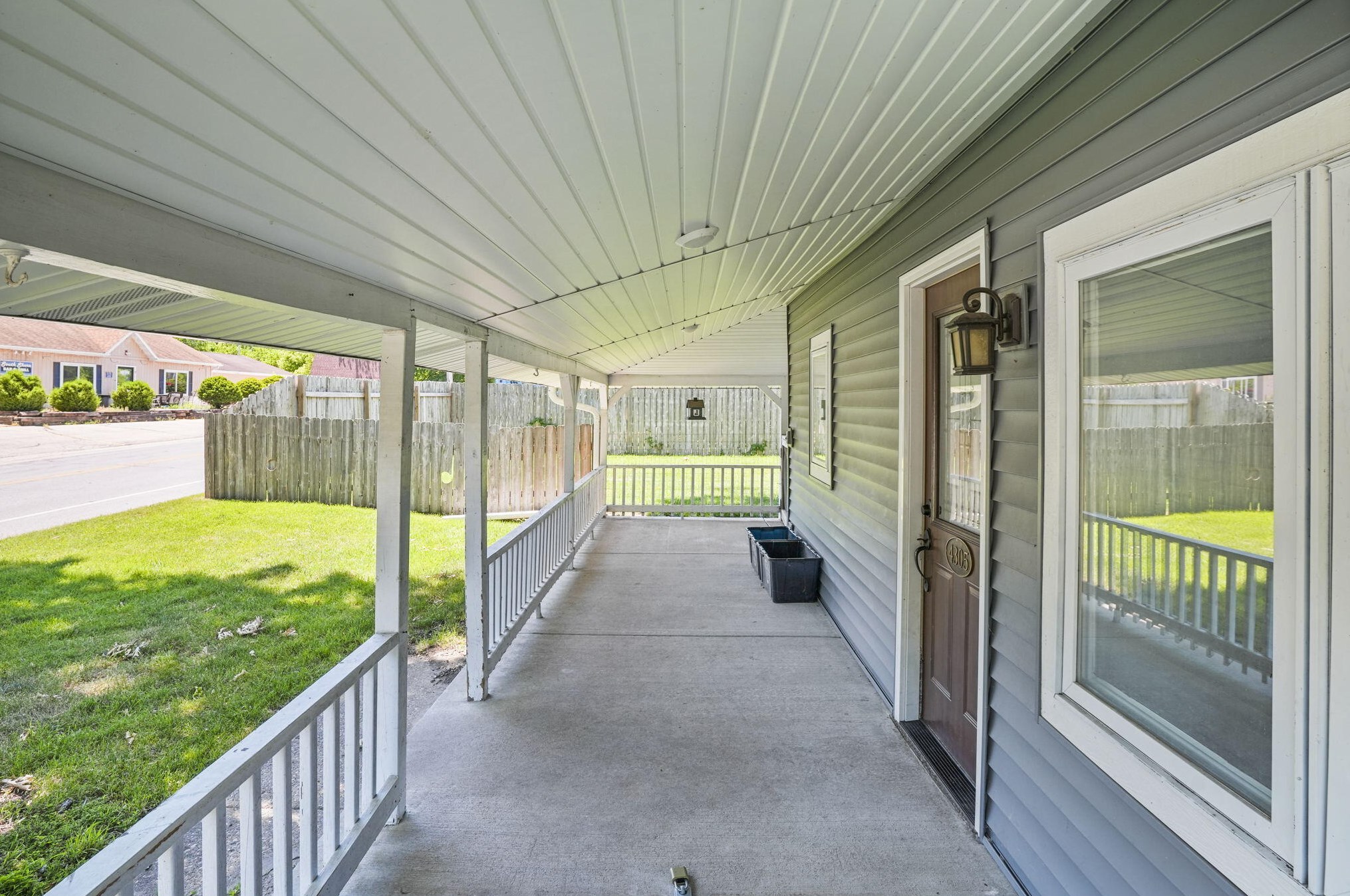 4305 Shore Dr, Delavan WI  53115-3407 exterior
