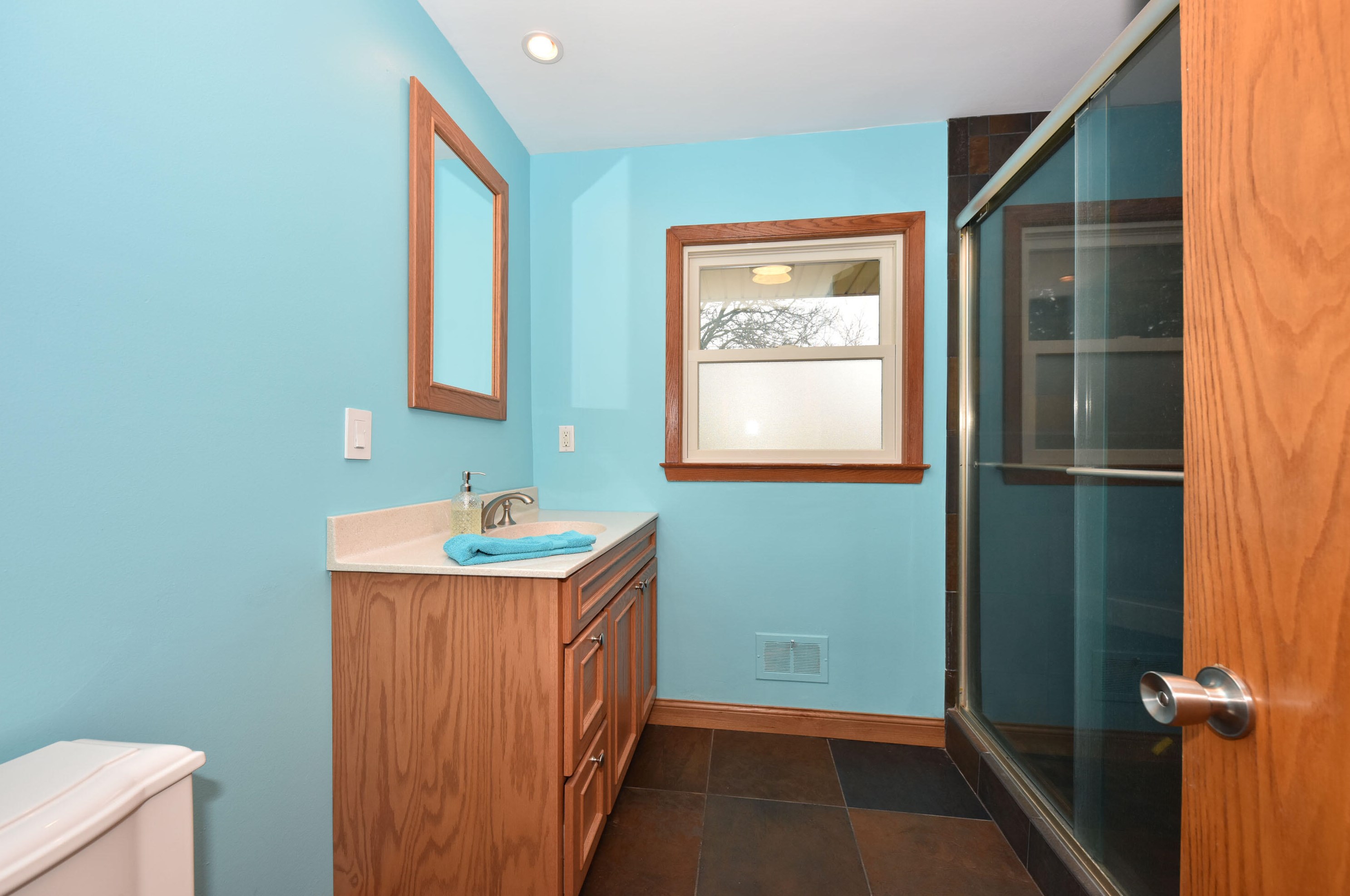 3722 Mary Ann Dr, Hales Corners WI  53132-9319 exterior