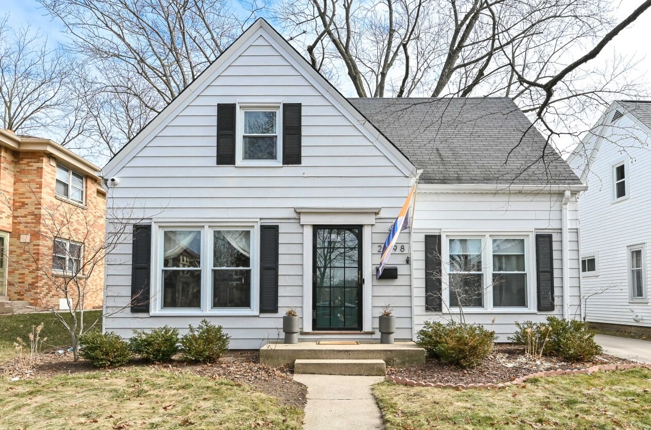 2998 70th St, Milwaukee WI  53210-1225 exterior