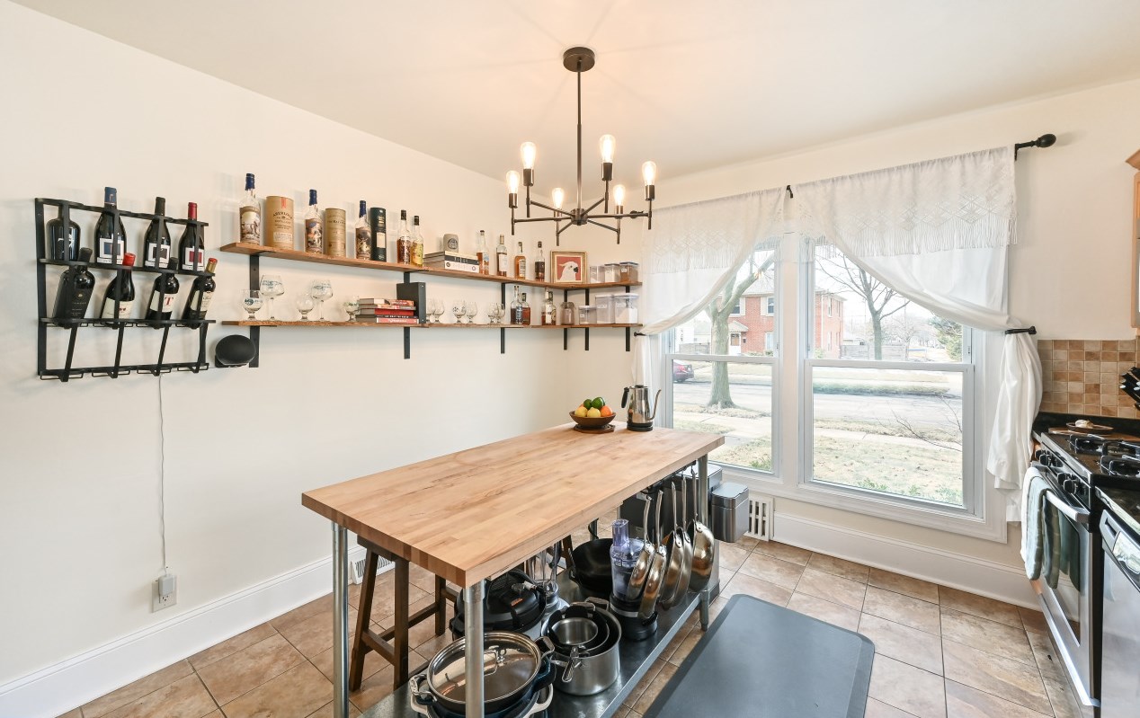 2998 70th St, Milwaukee WI  53210-1225 exterior