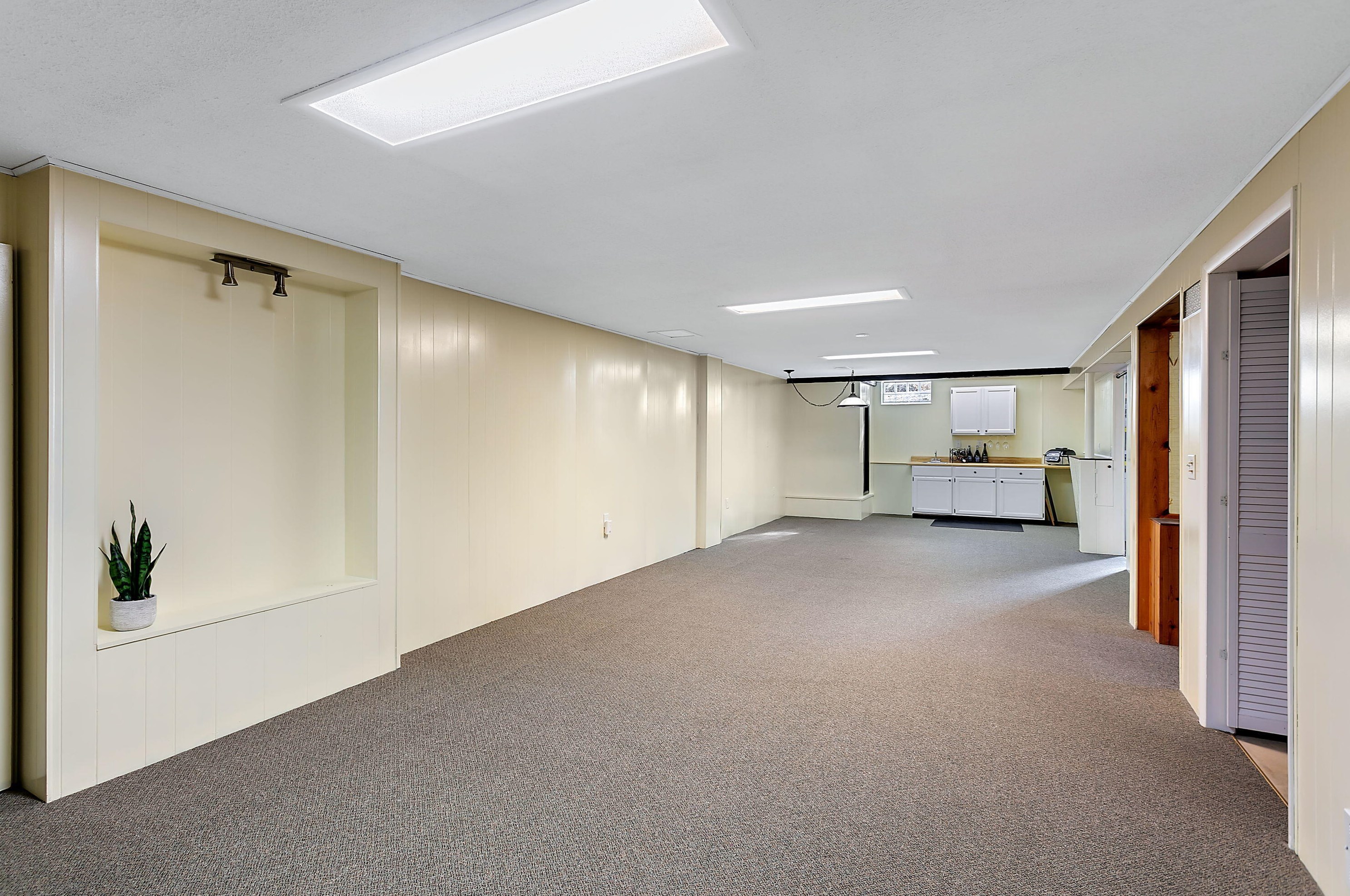 4515 Coral Dr, Brookfield WI  53045-1326 exterior