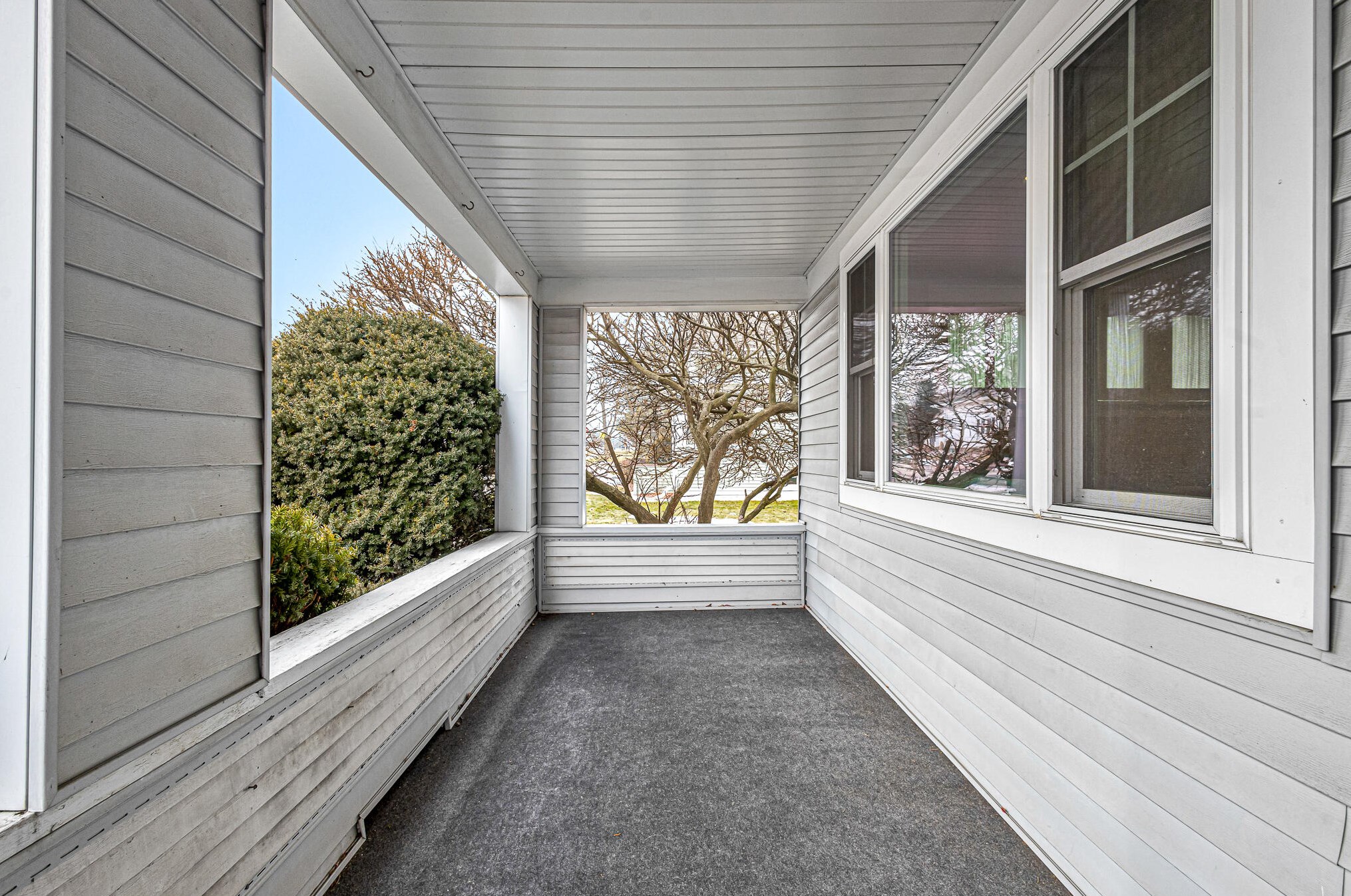 710 Pine St, Manitowoc WI  54220-2825 exterior