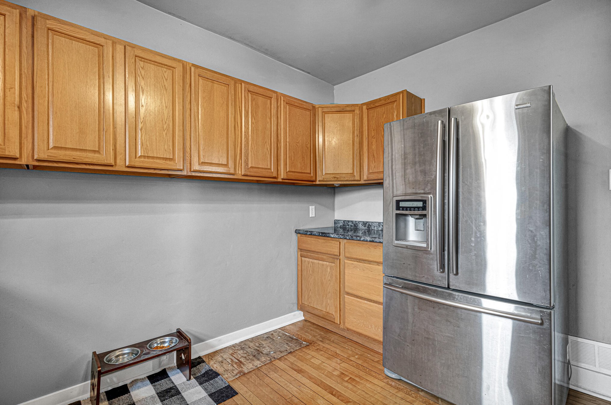 710 Pine St, Manitowoc WI  54220-2825 exterior