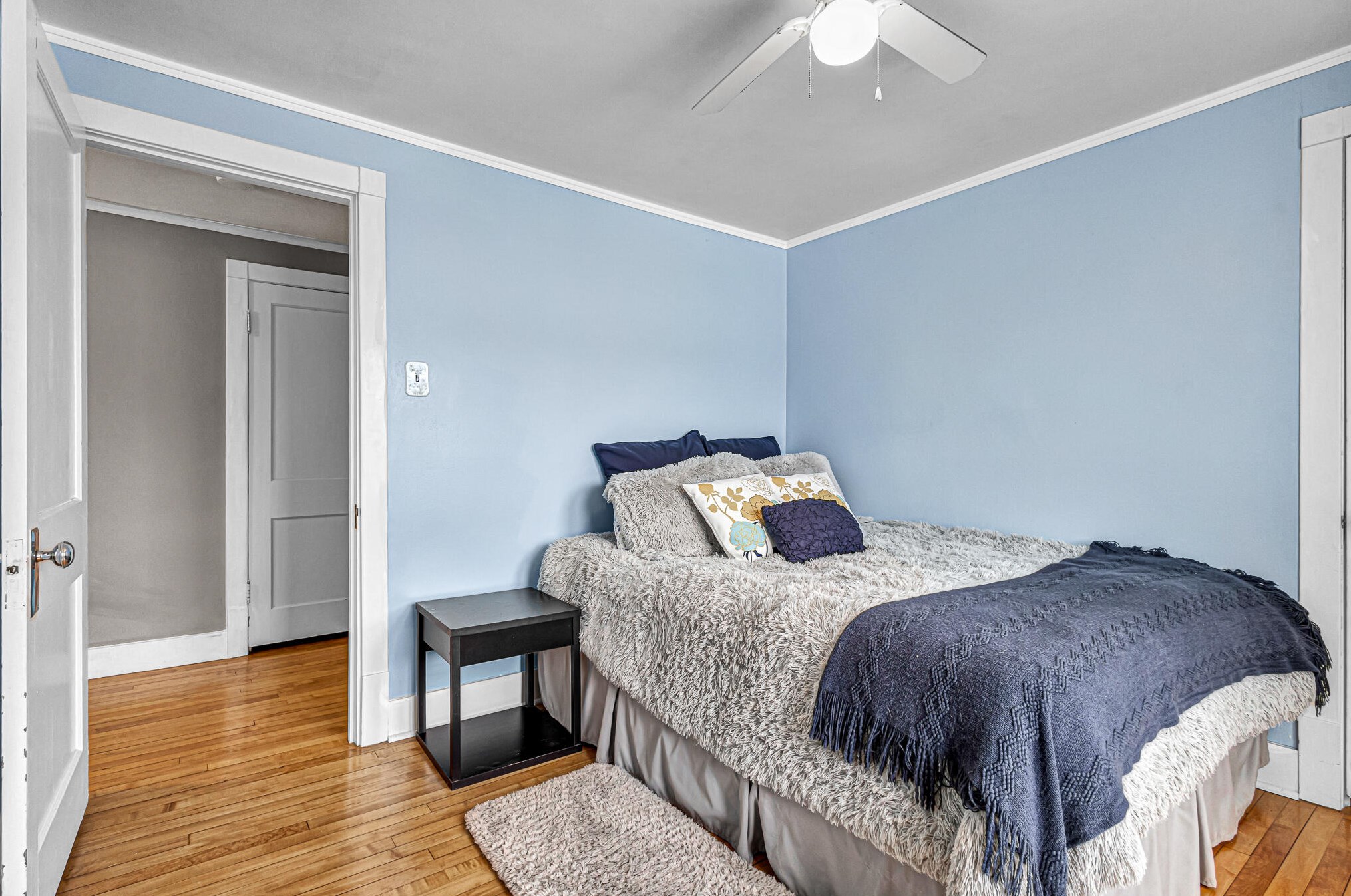 710 Pine St, Manitowoc WI  54220-2825 exterior