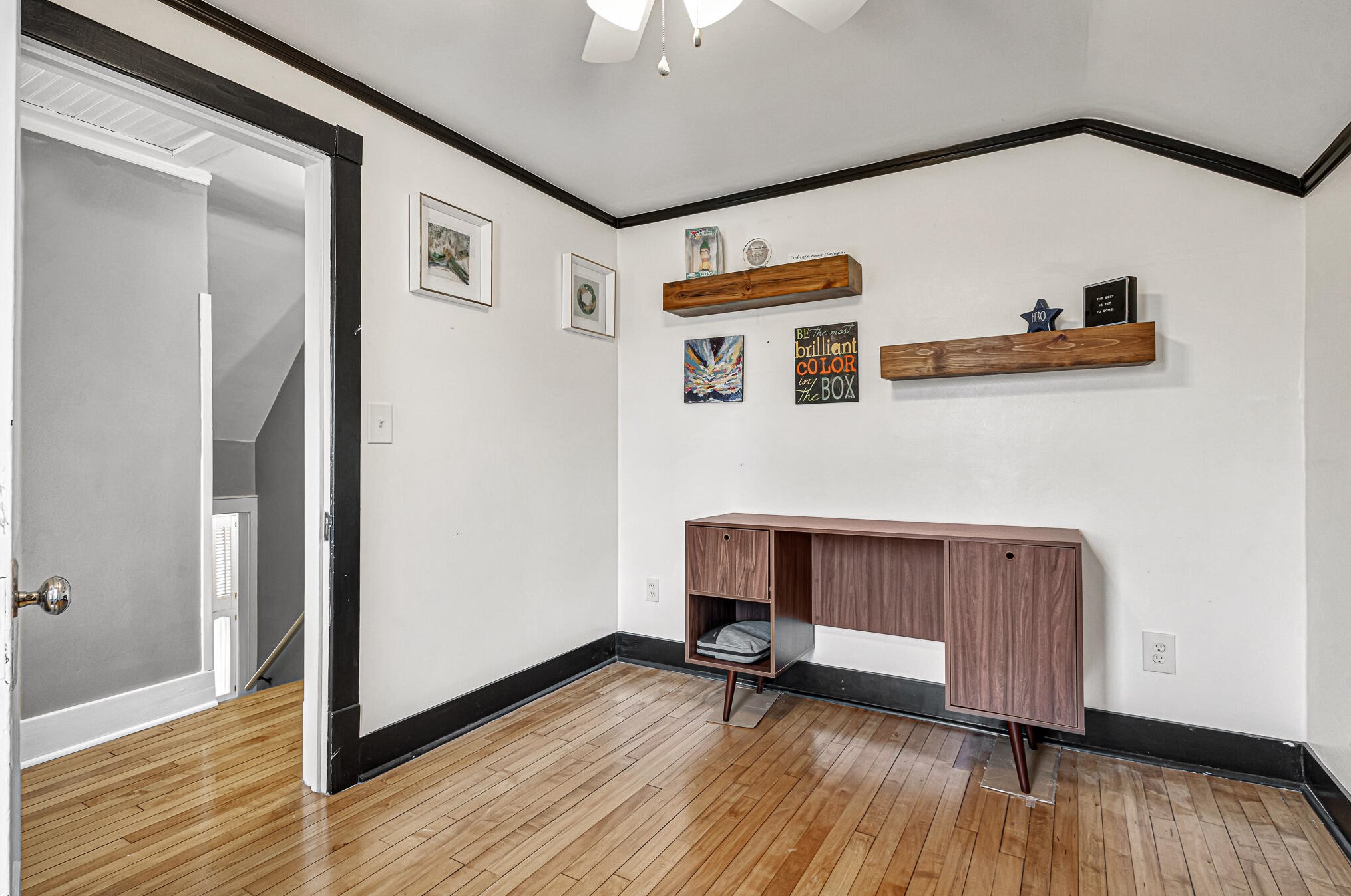 710 Pine St, Manitowoc WI  54220-2825 exterior