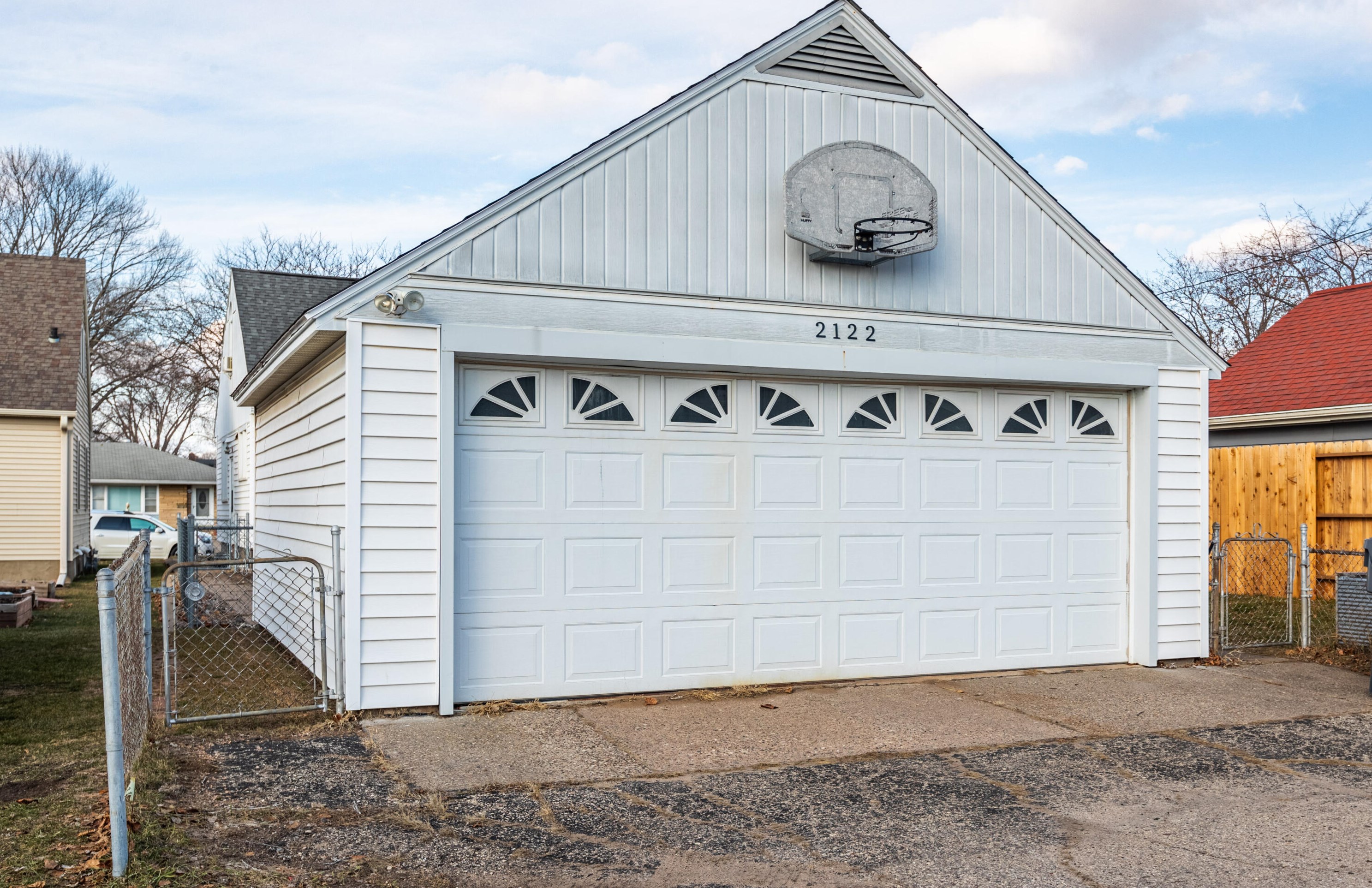 2122 Jackson St, La Crosse WI  54601-5902 exterior