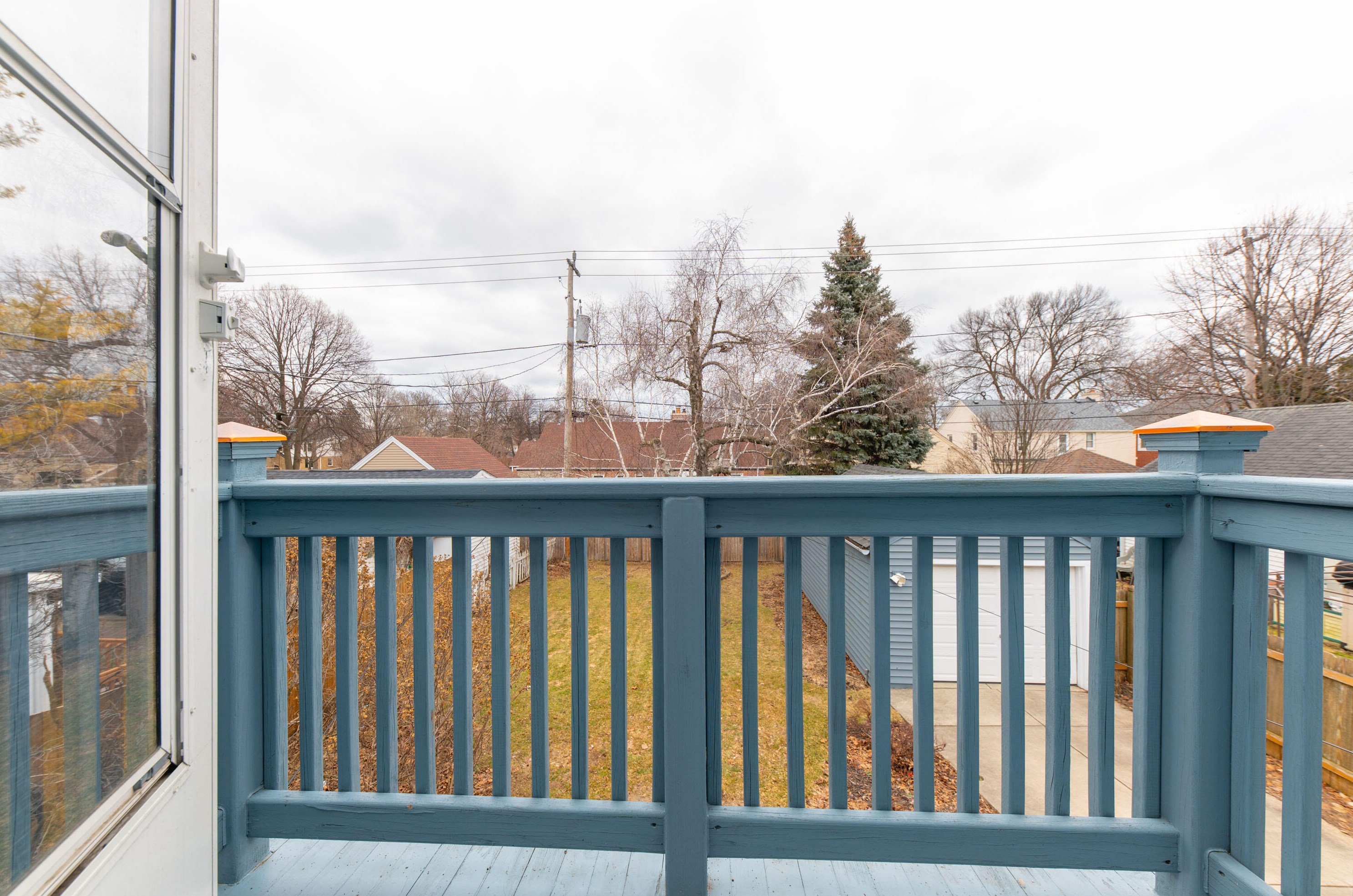 2572 73 St, Milwaukee WI 53213-1214 exterior