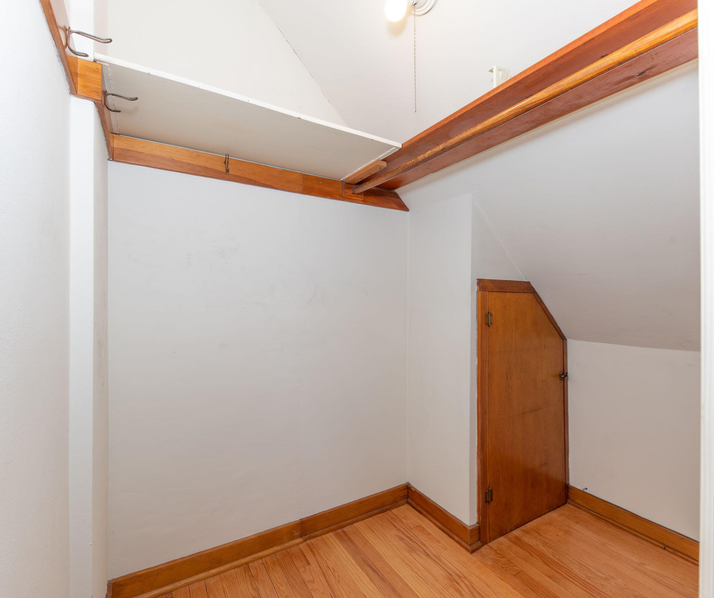 2572 73 St, Milwaukee WI 53213-1214 exterior