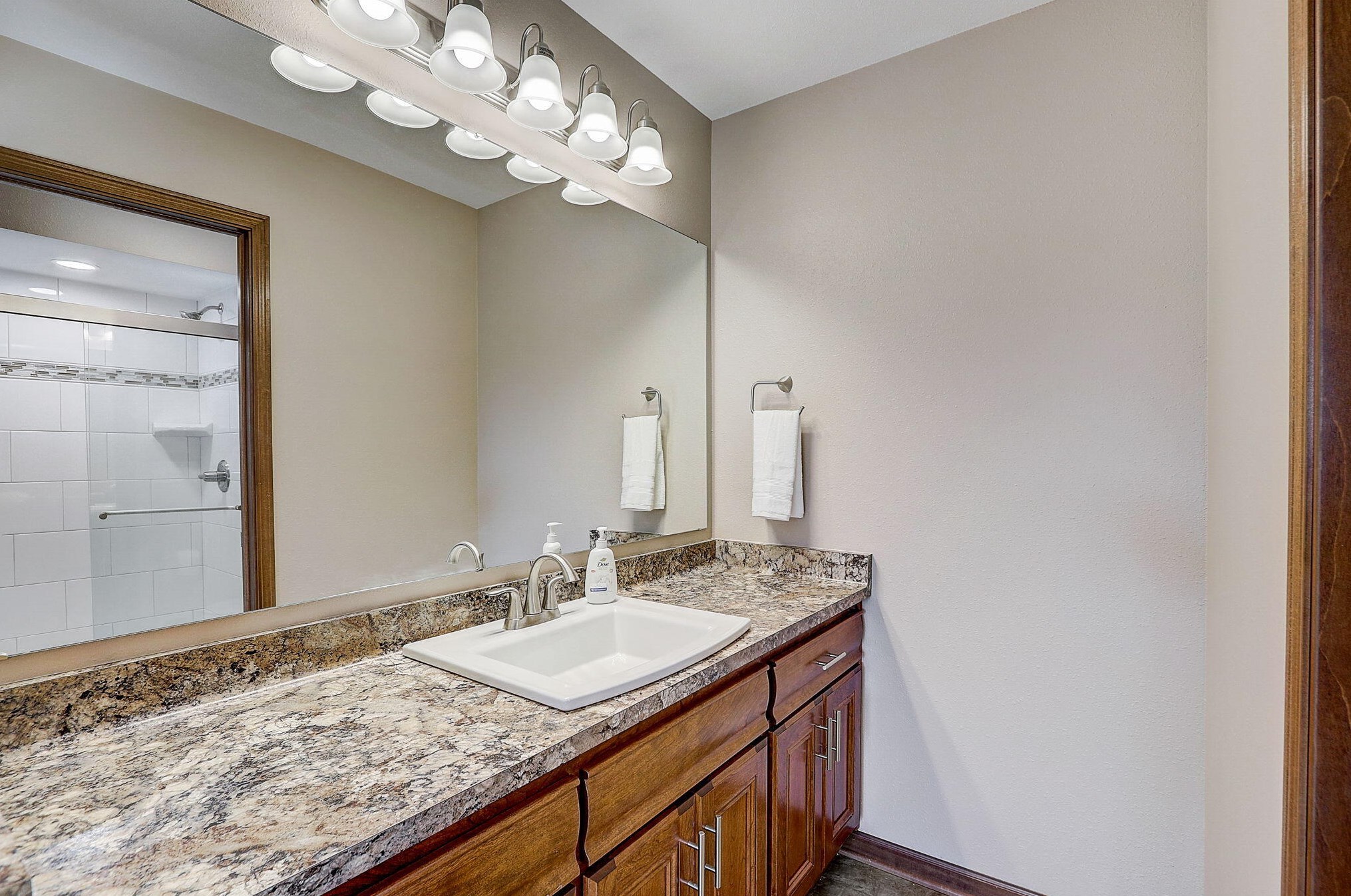 5281 Somerset Ln, Milwaukee WI 53221-3223 exterior