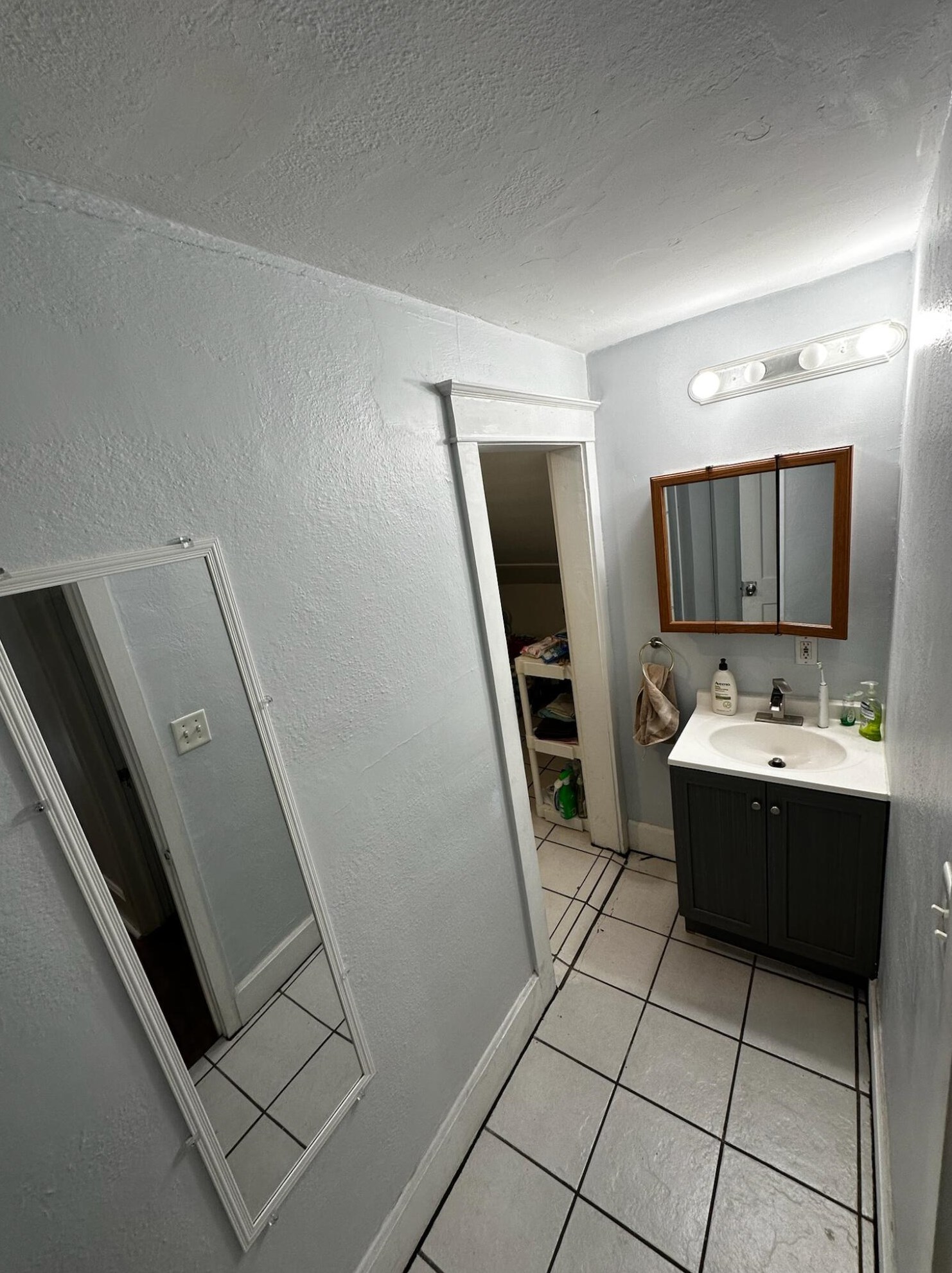 4021 11th Ave, Kenosha WI  53140-5554 exterior