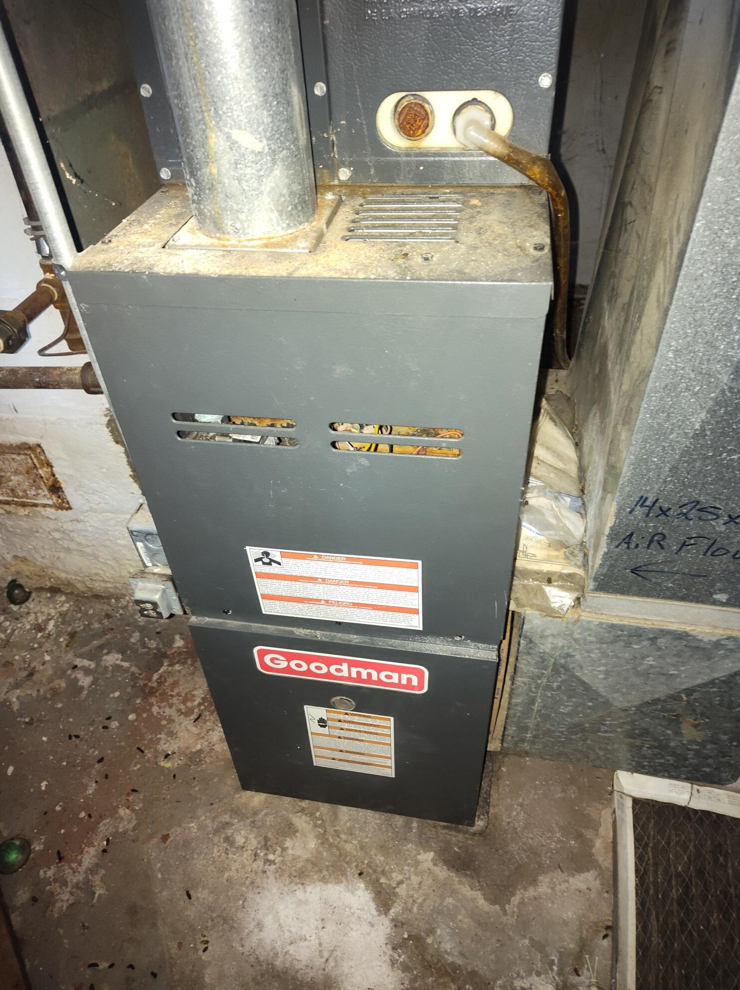 6701 Burleigh St, Milwaukee WI 53210-1319 exterior