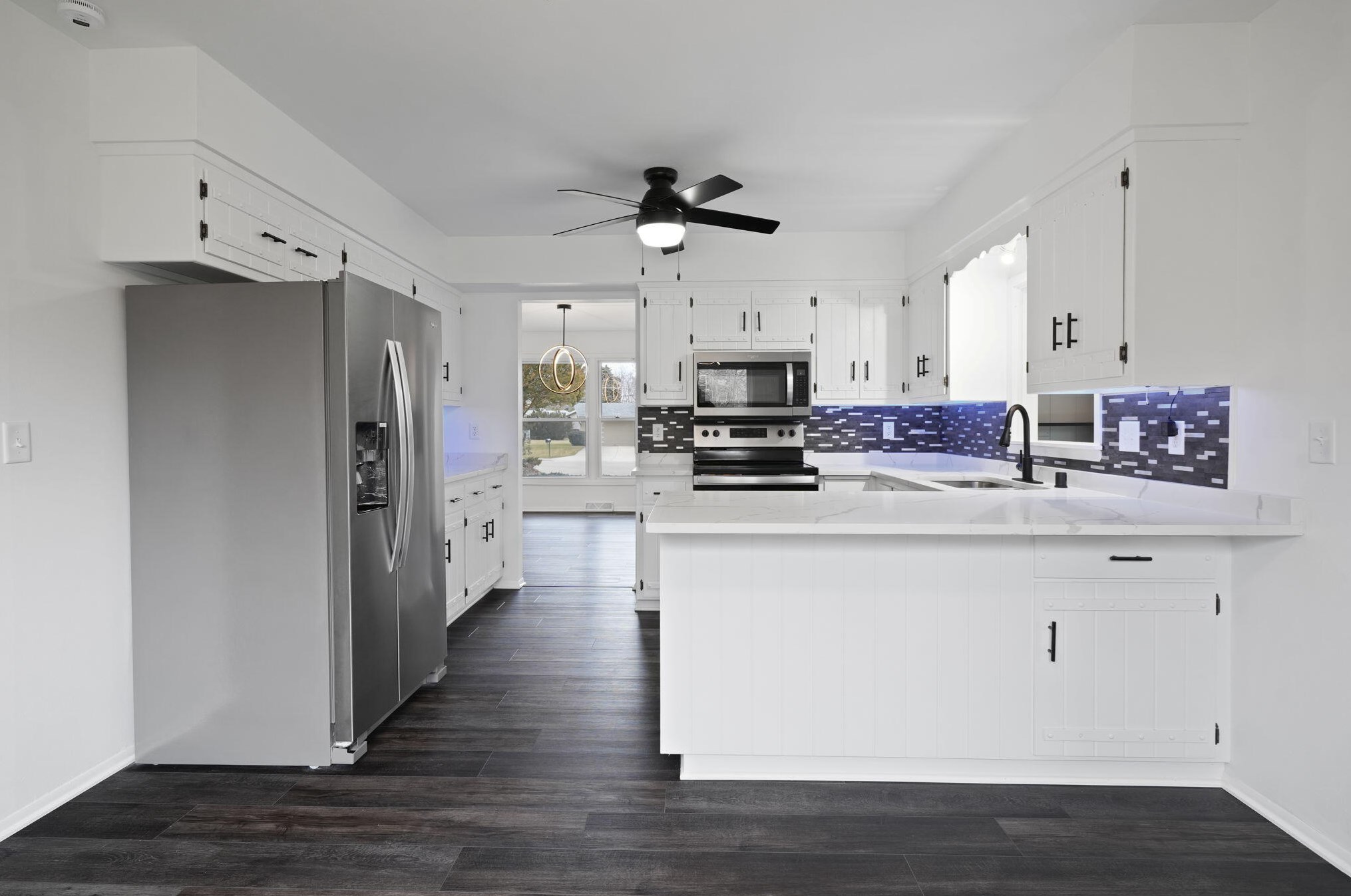 3776 Bay Dr, Racine WI  53402-3628 exterior