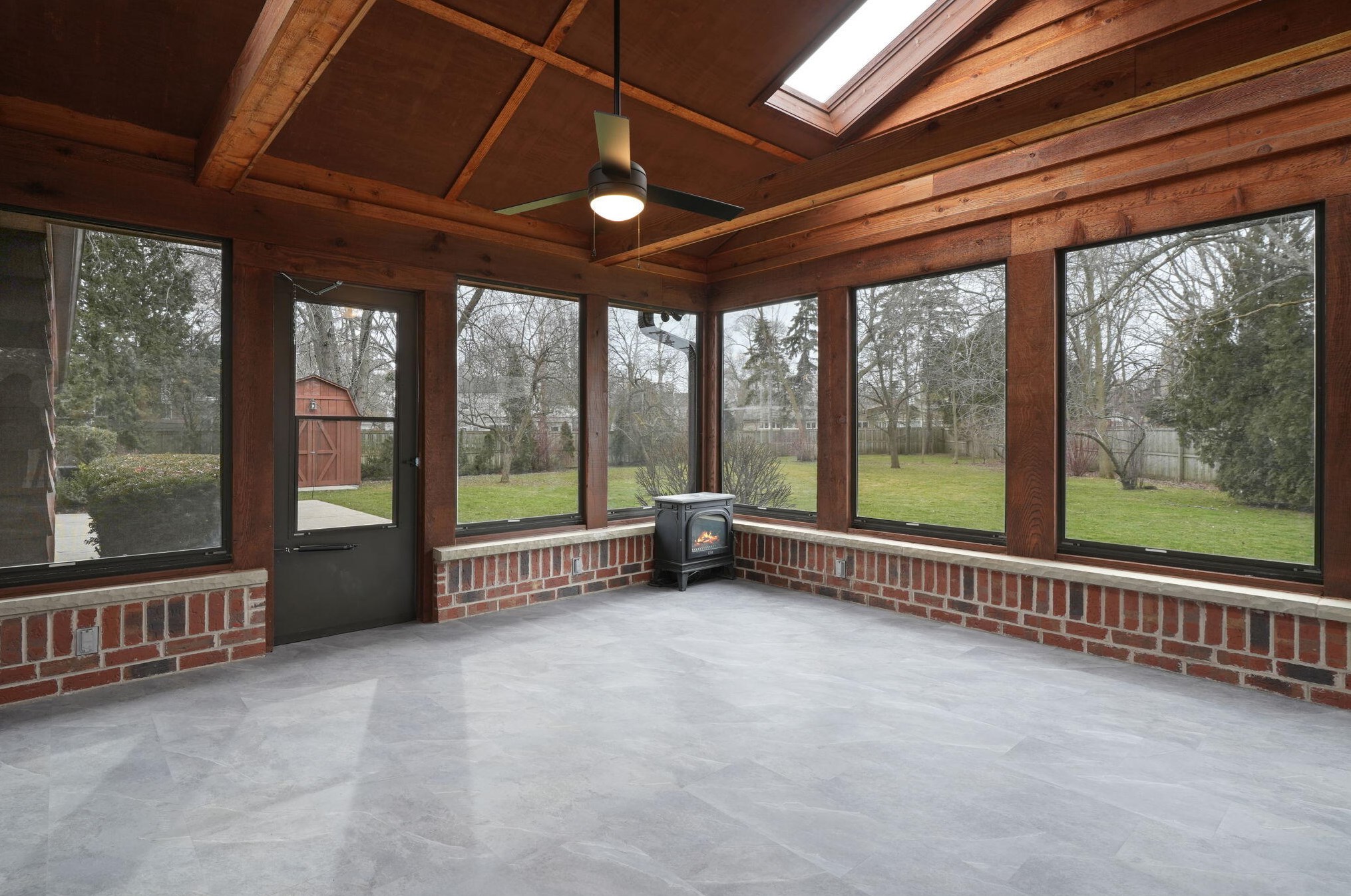 3776 Bay Dr, Racine WI  53402-3628 exterior