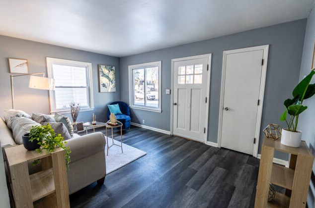 3912 60th St, Milwaukee WI  53220-2512 exterior