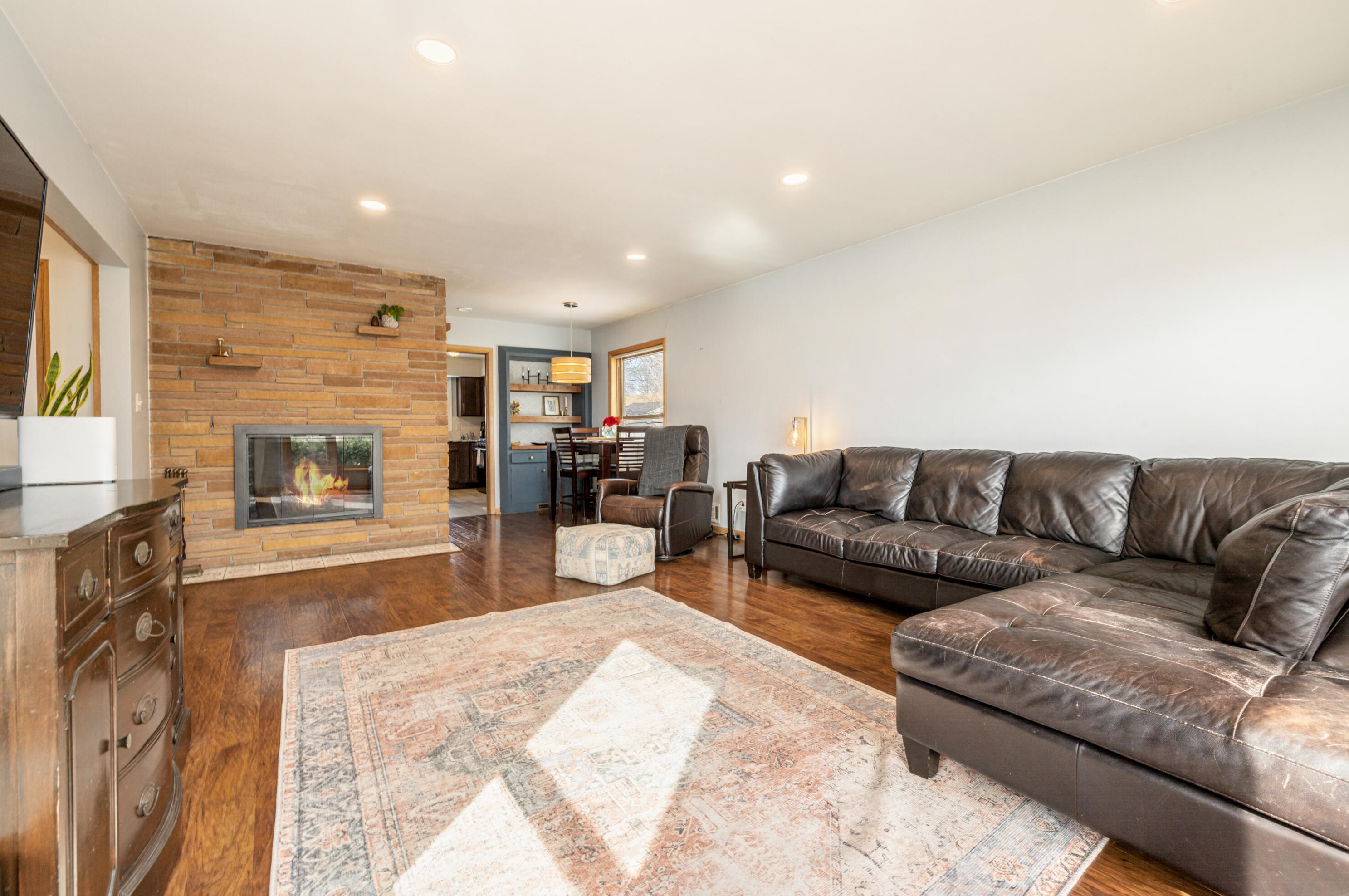 10150 Nash St, Milwaukee WI  53222-2333 exterior