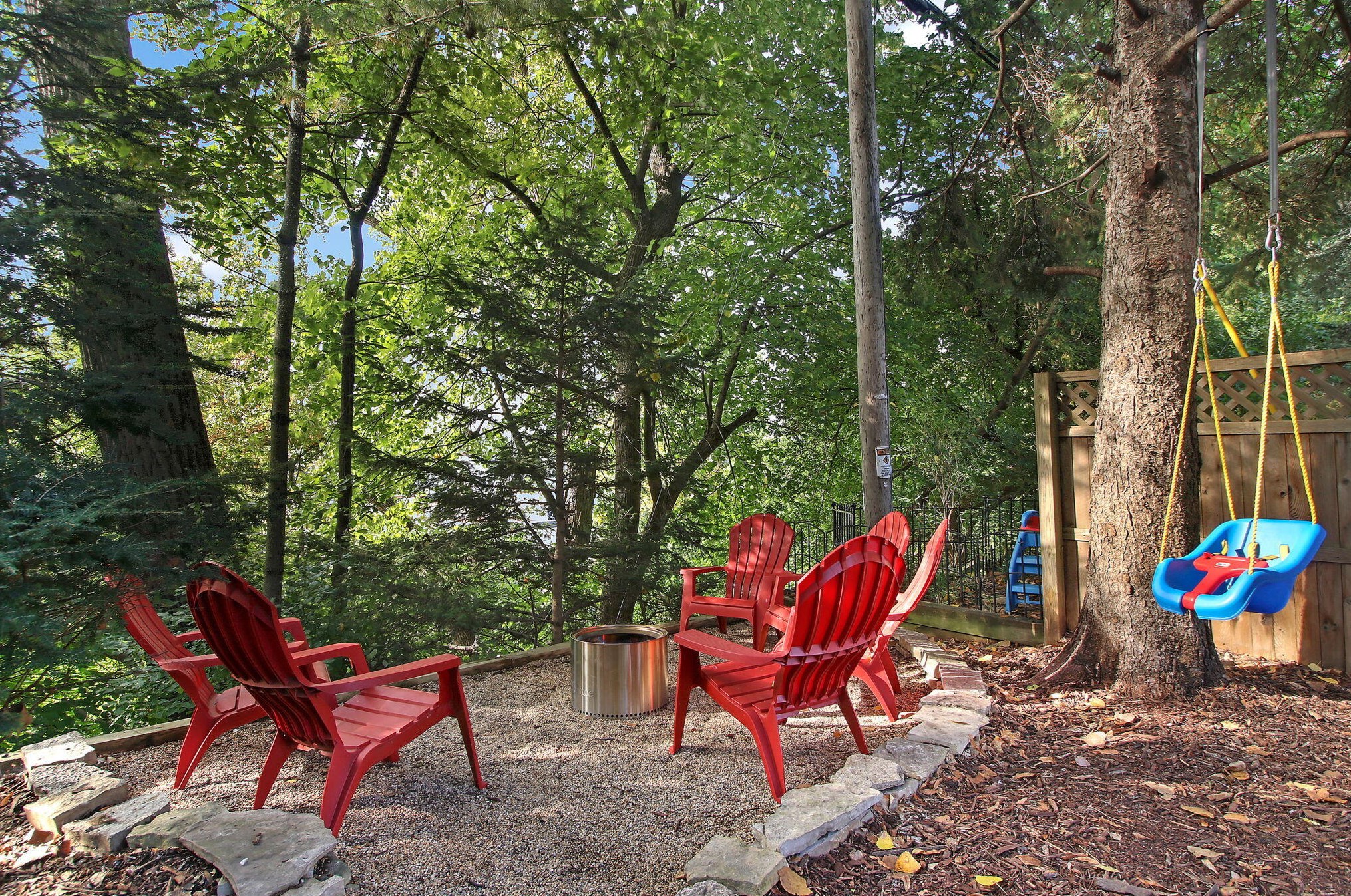 6309 Mckinley Ave, Milwaukee WI 53213-2951 exterior