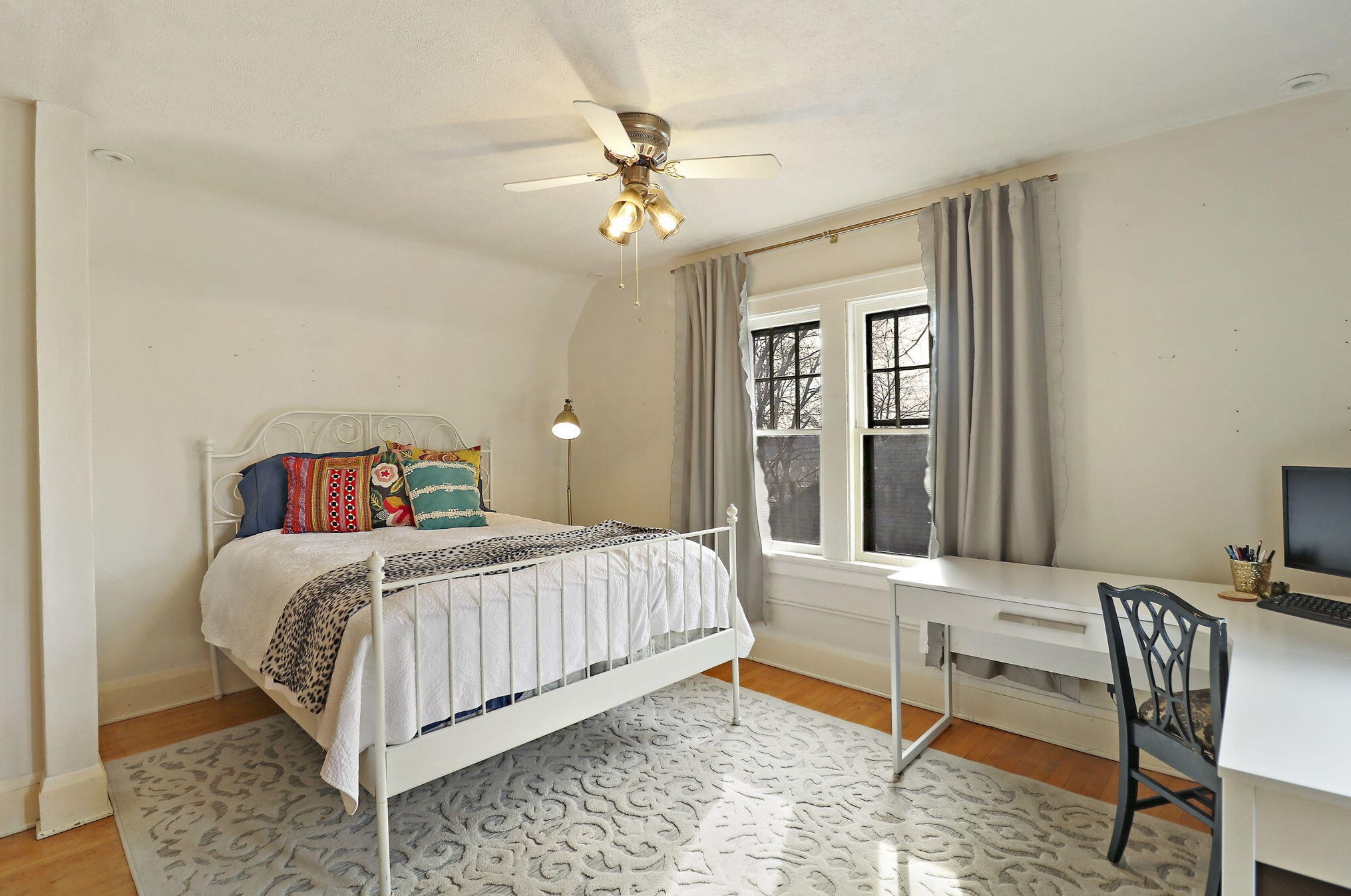 6309 Mckinley Ave, Milwaukee WI 53213-2951 exterior