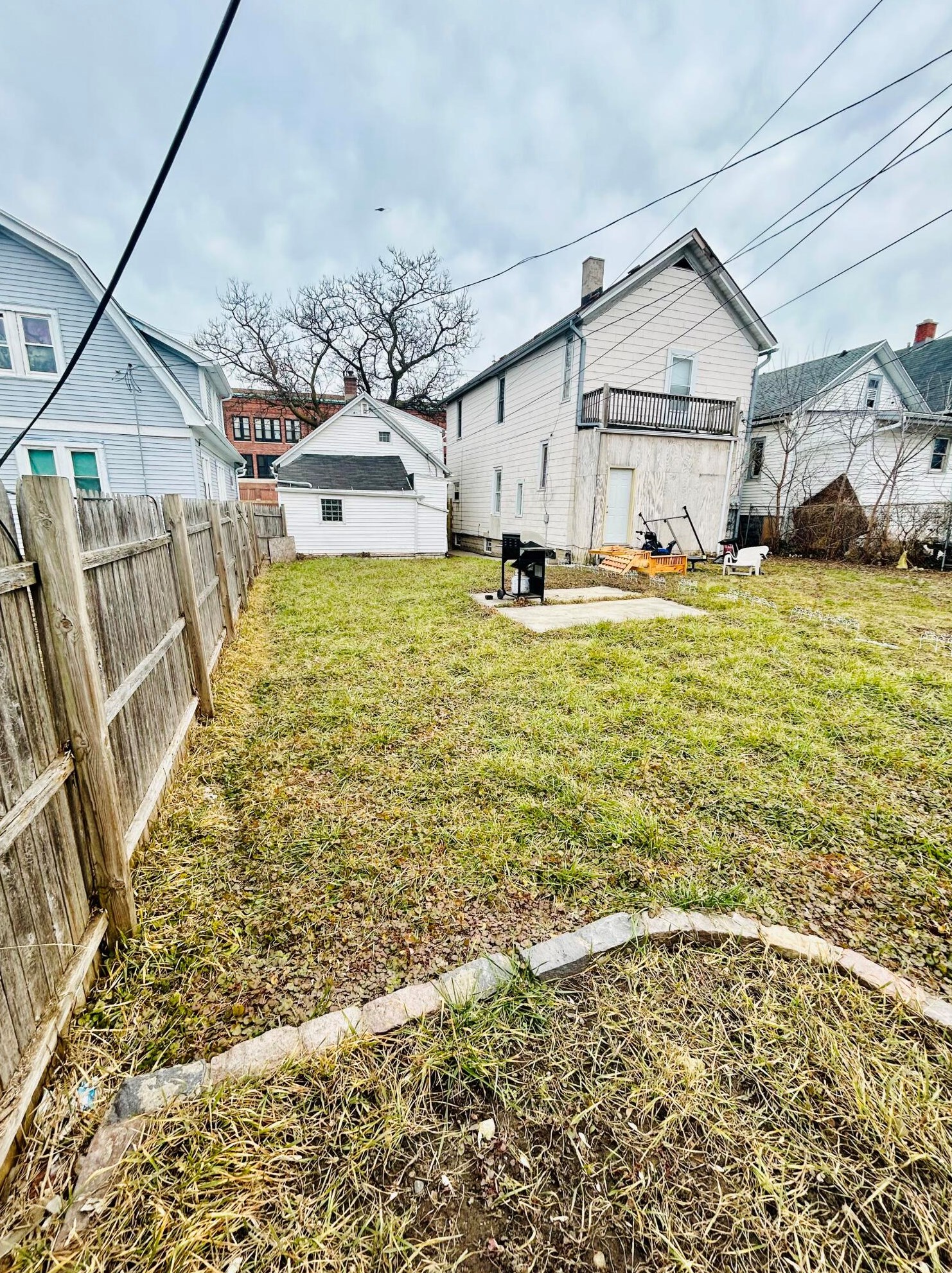 1809 15th Pl, Milwaukee WI 53204-3218 exterior