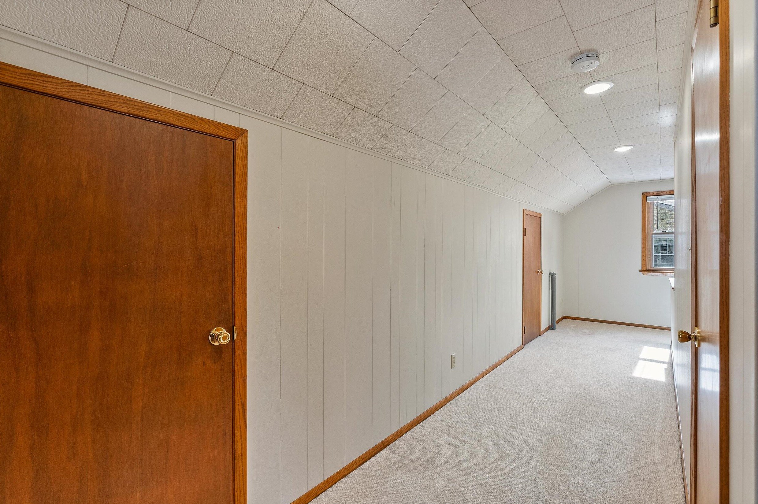 1039 8th Ave, Grafton WI  53024-1813 exterior