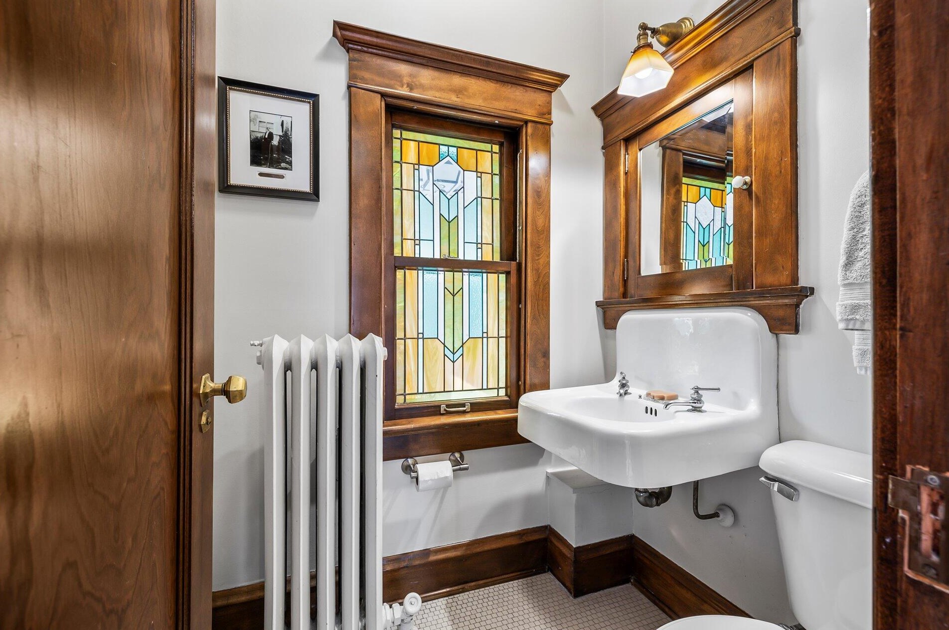 3405 Hackett Ave, Milwaukee WI  53211-2946 exterior