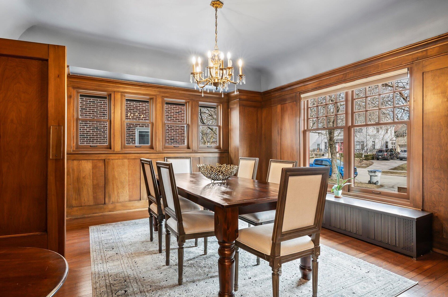 3405 Hackett Ave, Milwaukee WI  53211-2946 exterior