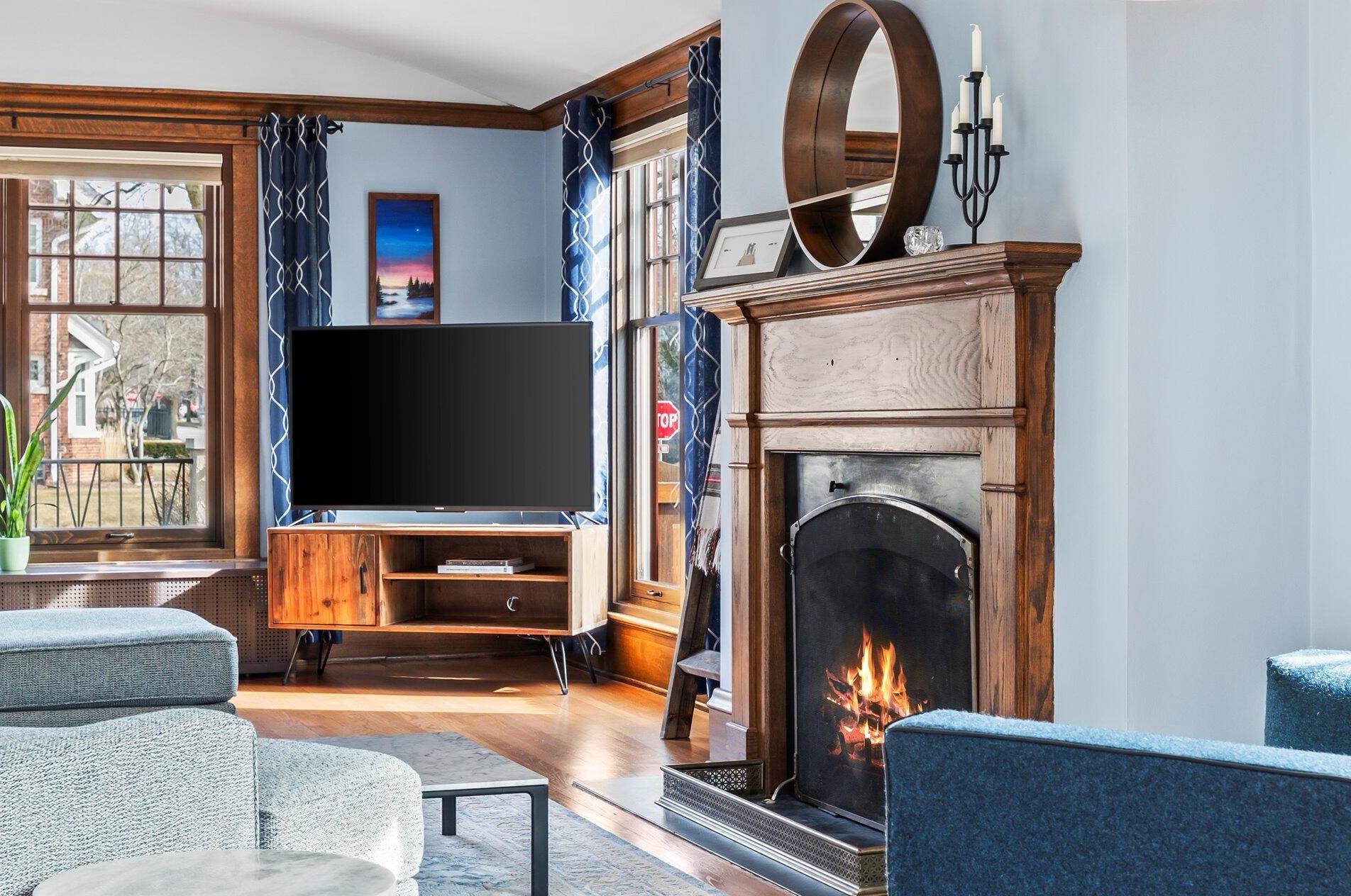 3405 Hackett Ave, Milwaukee WI  53211-2946 exterior