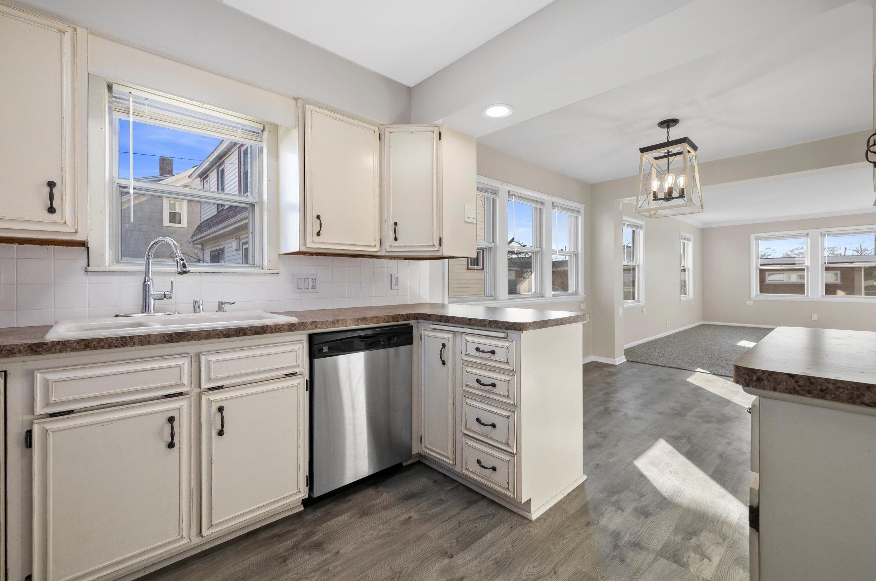 7209 35th Ave, Kenosha WI  53142-3951 exterior