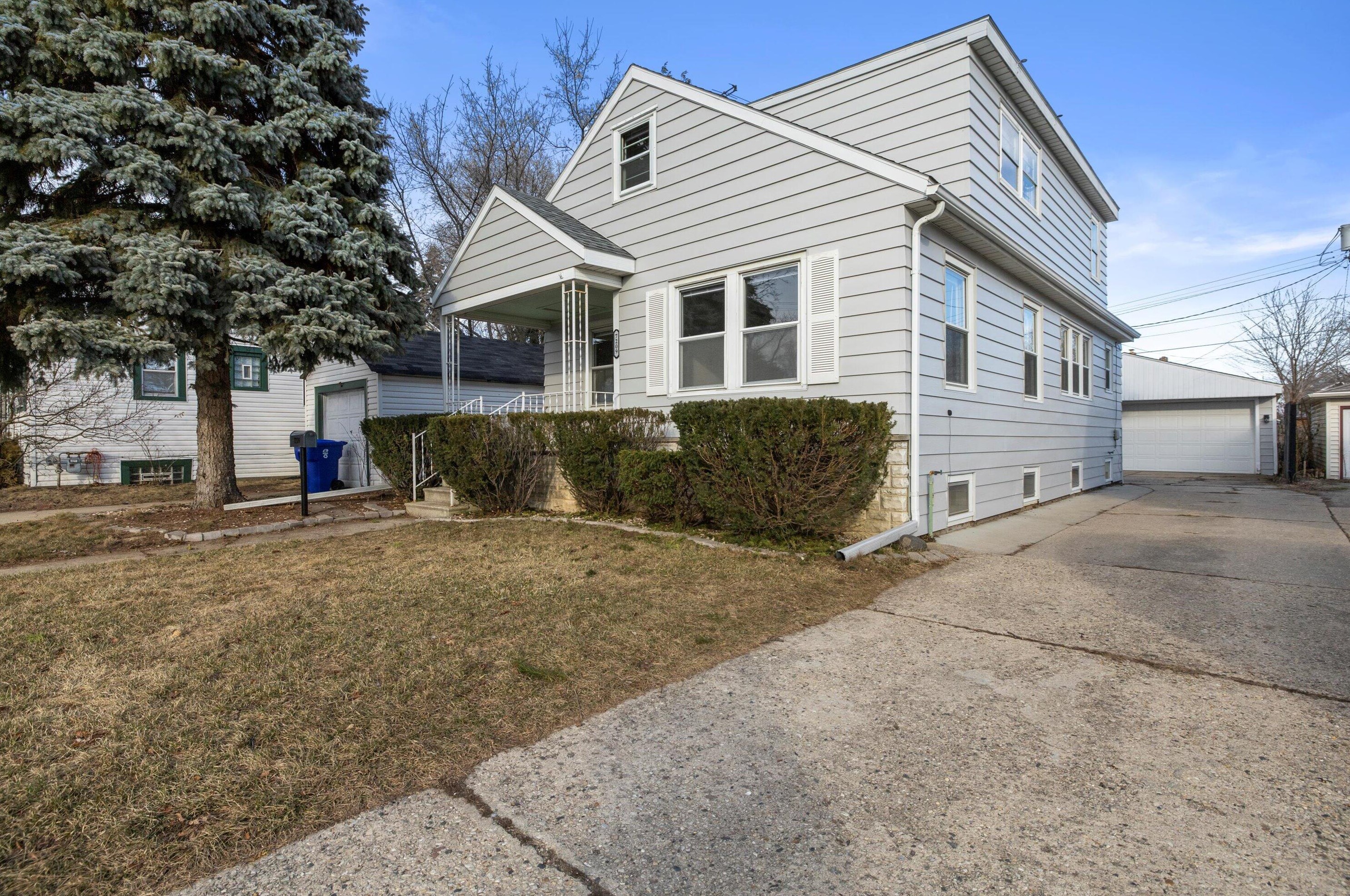 7209 35th Ave, Kenosha WI  53142-3951 exterior